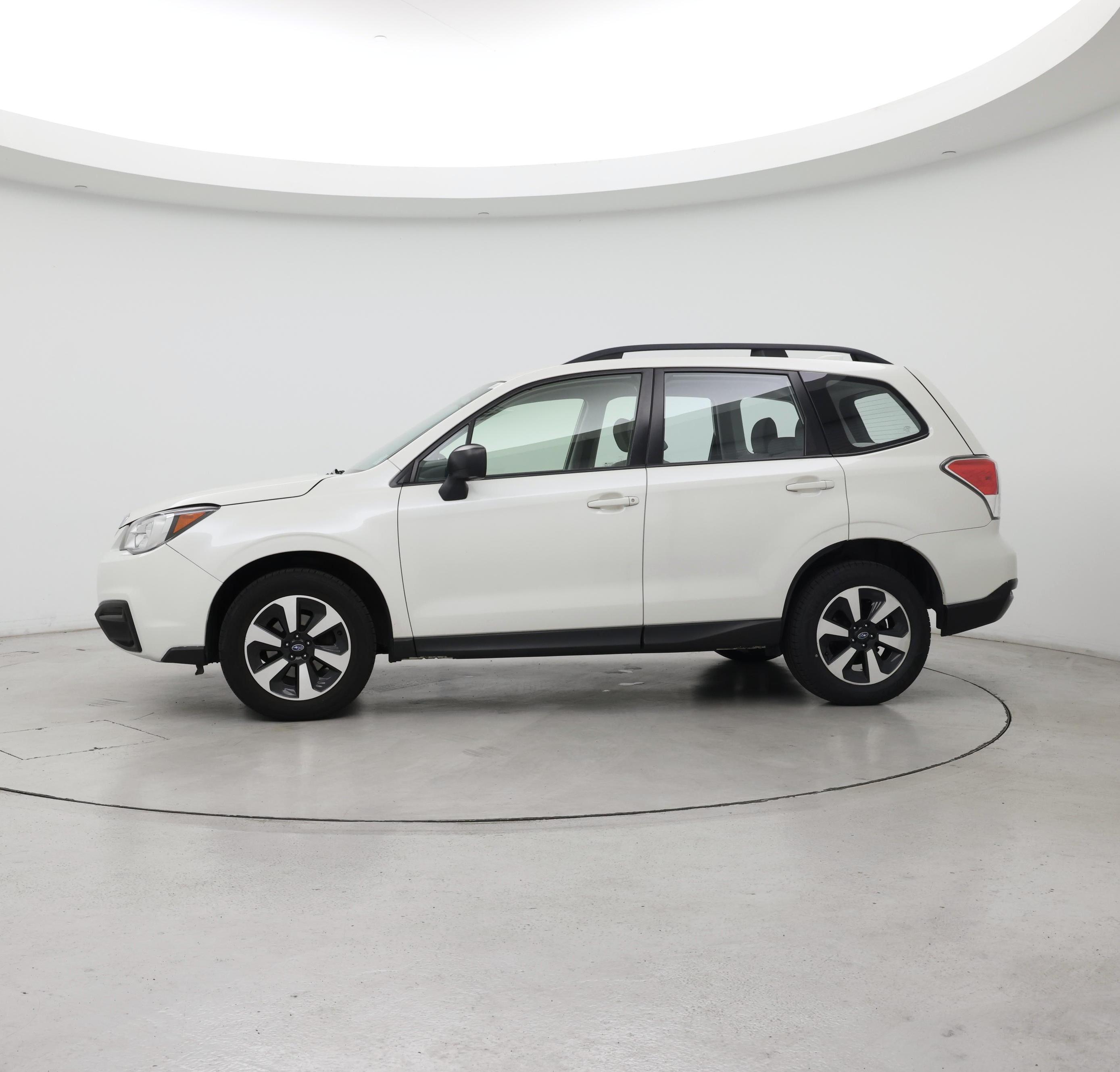 Thumbnail: 2018 Subaru Forester - 3