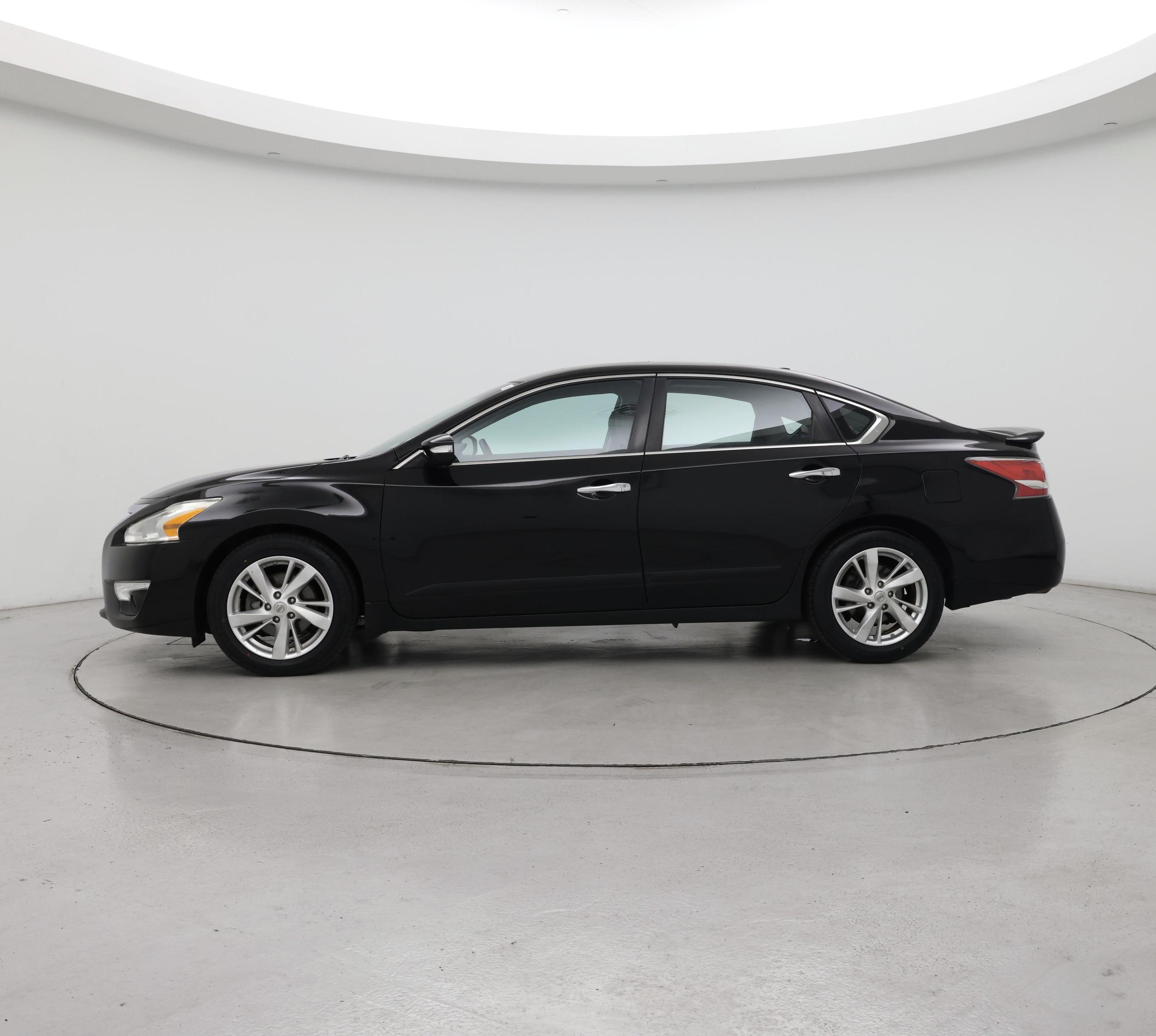 Thumbnail: 2015 Nissan Altima - 3