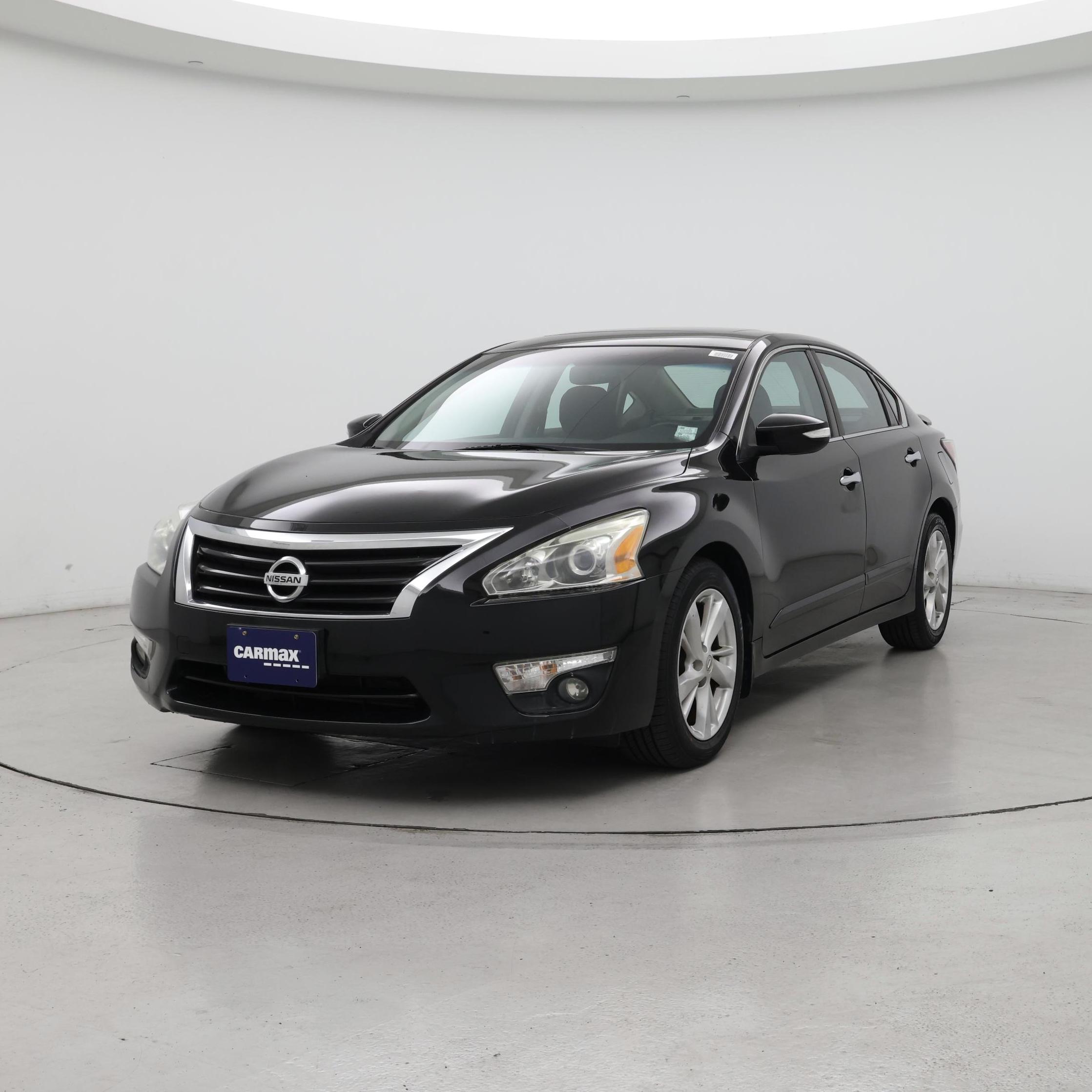 Thumbnail: 2015 Nissan Altima - 4