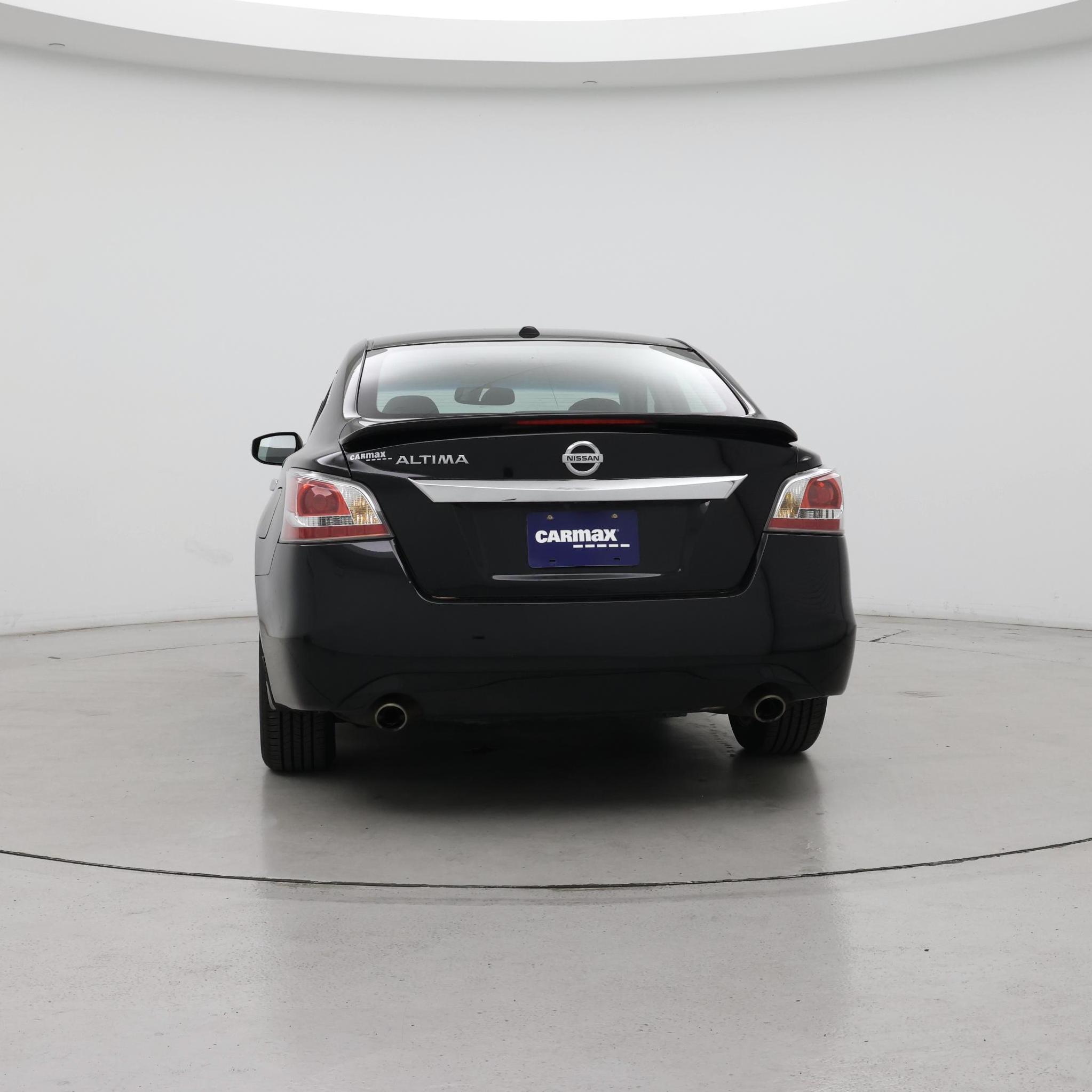 Thumbnail: 2015 Nissan Altima - 6