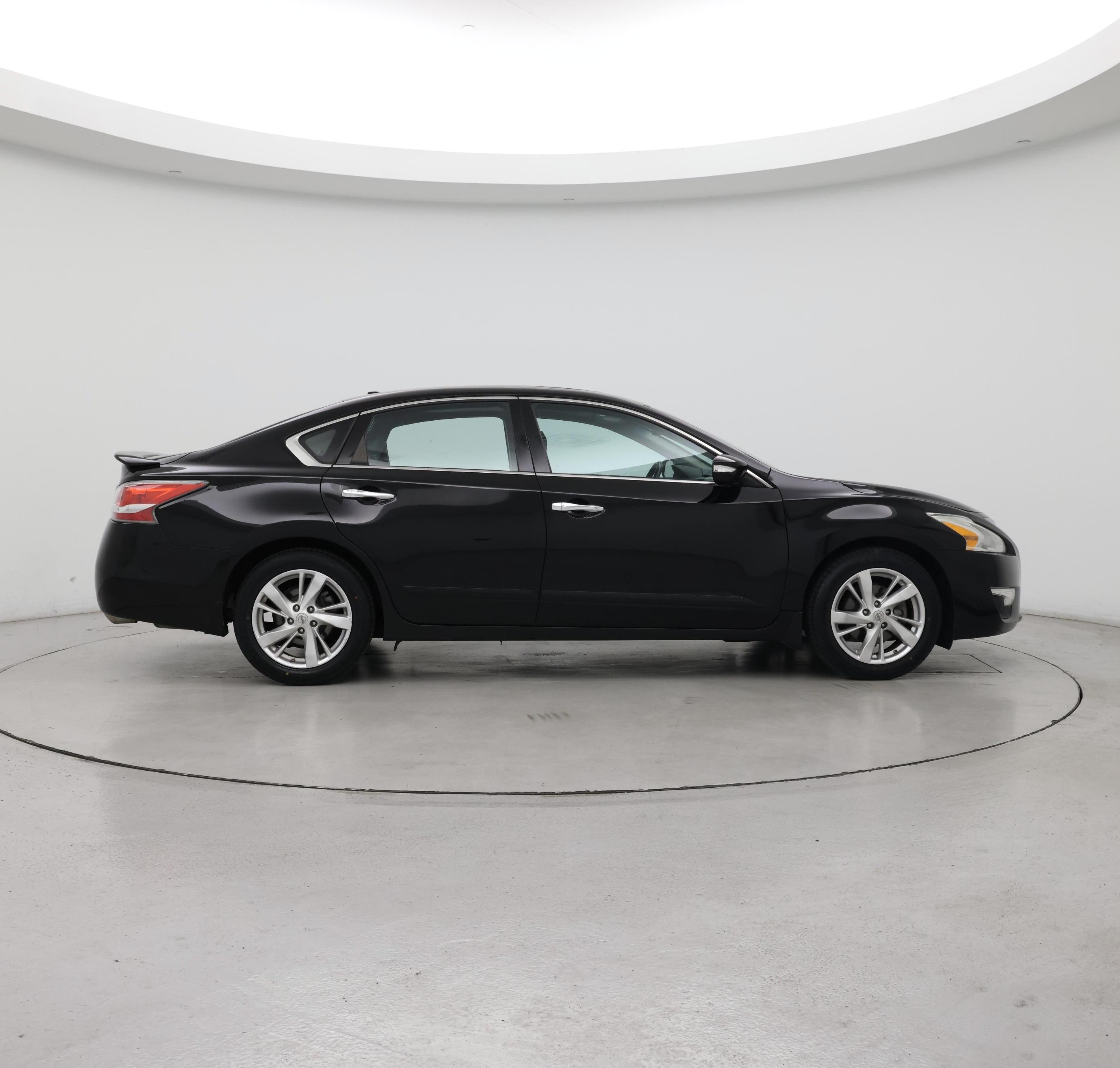 Thumbnail: 2015 Nissan Altima - 7