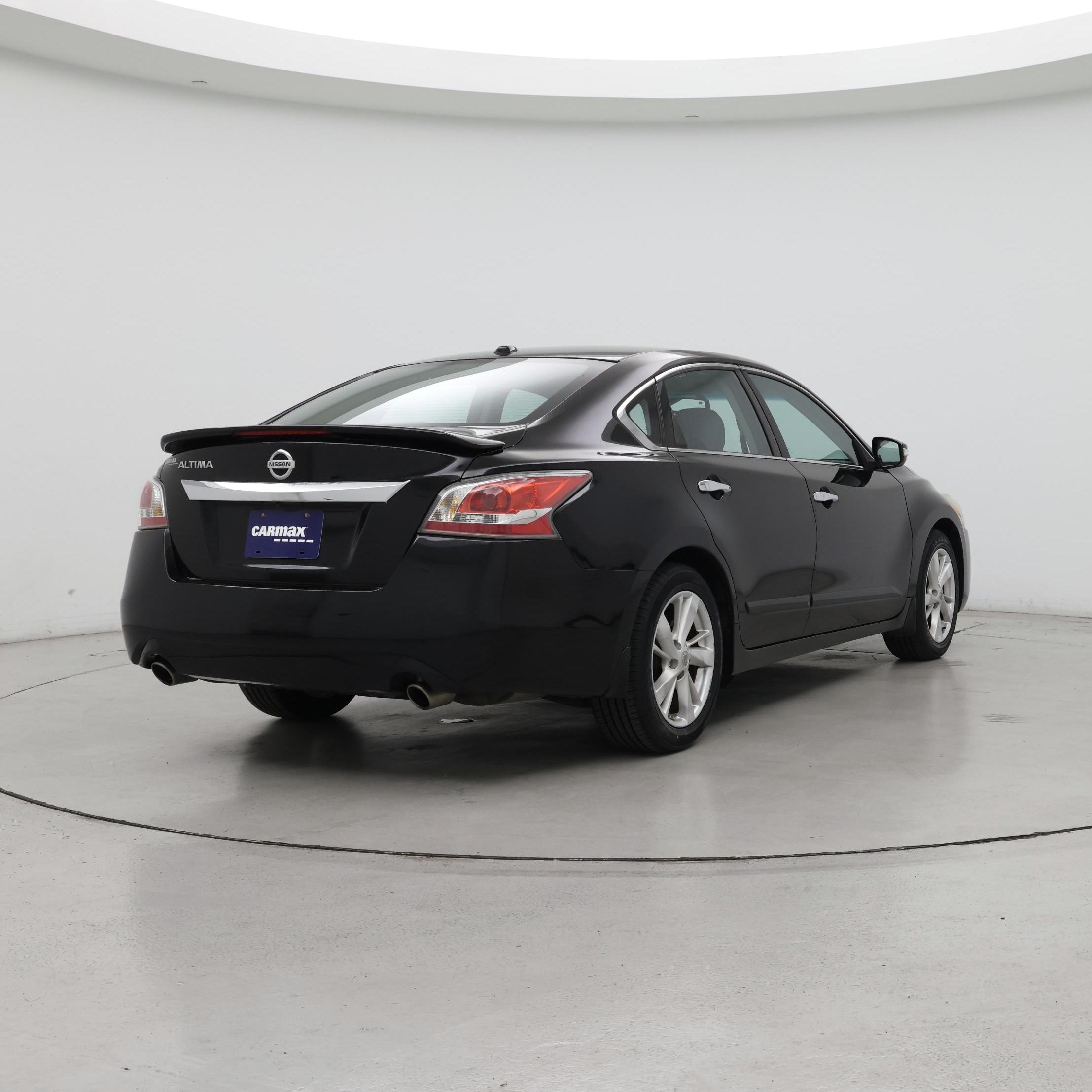 Thumbnail: 2015 Nissan Altima - 8
