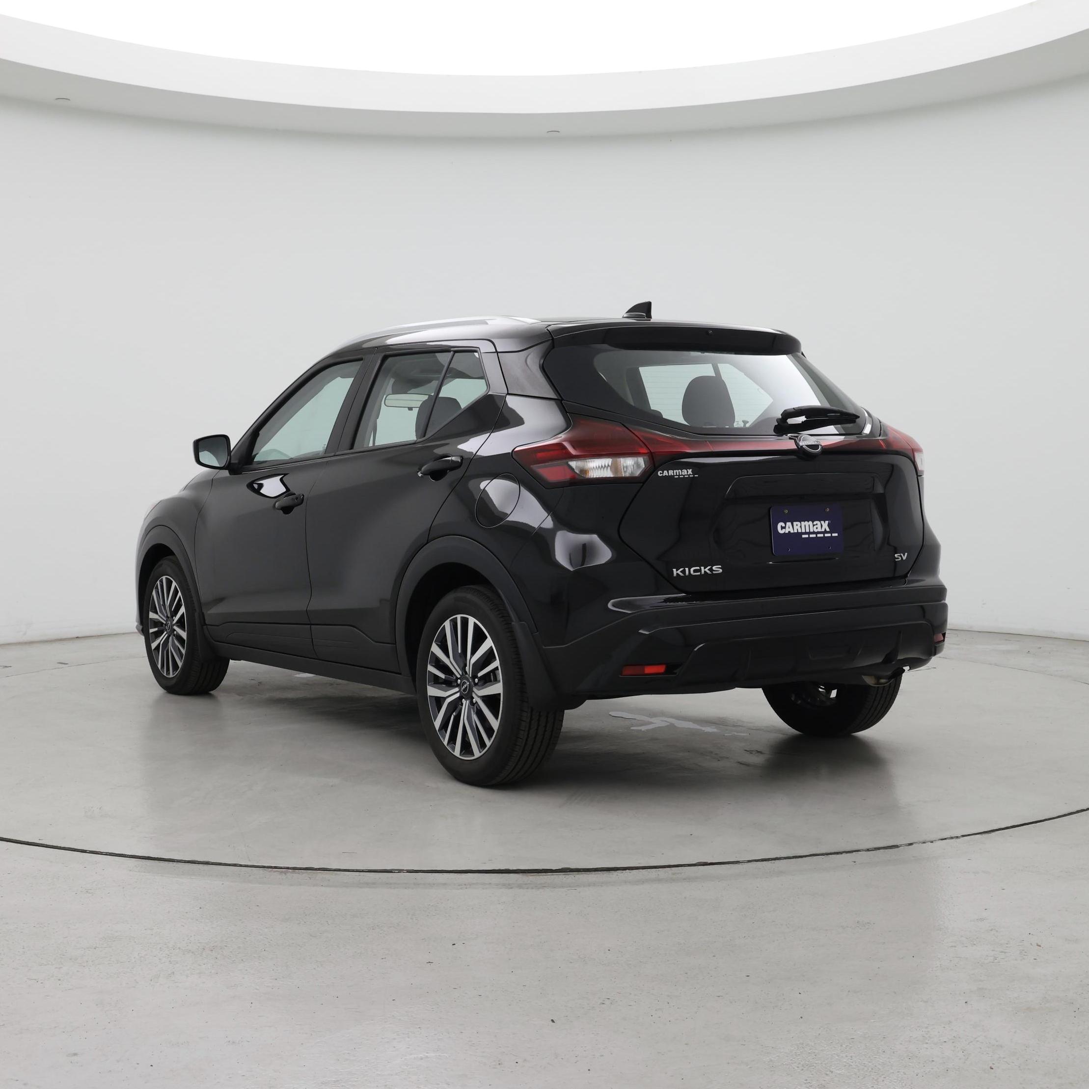 Thumbnail: 2024 Nissan Kicks - 2