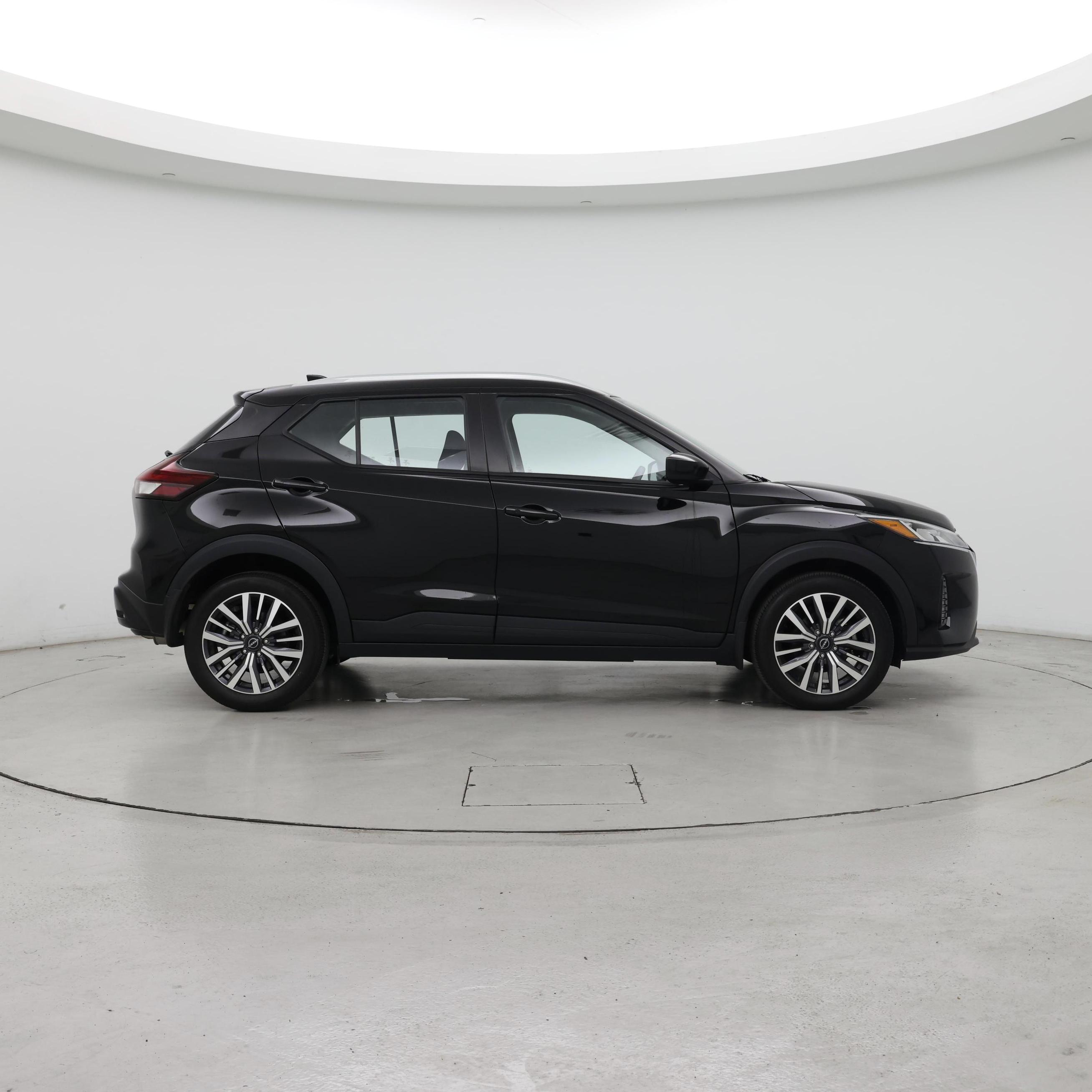 Thumbnail: 2024 Nissan Kicks - 7