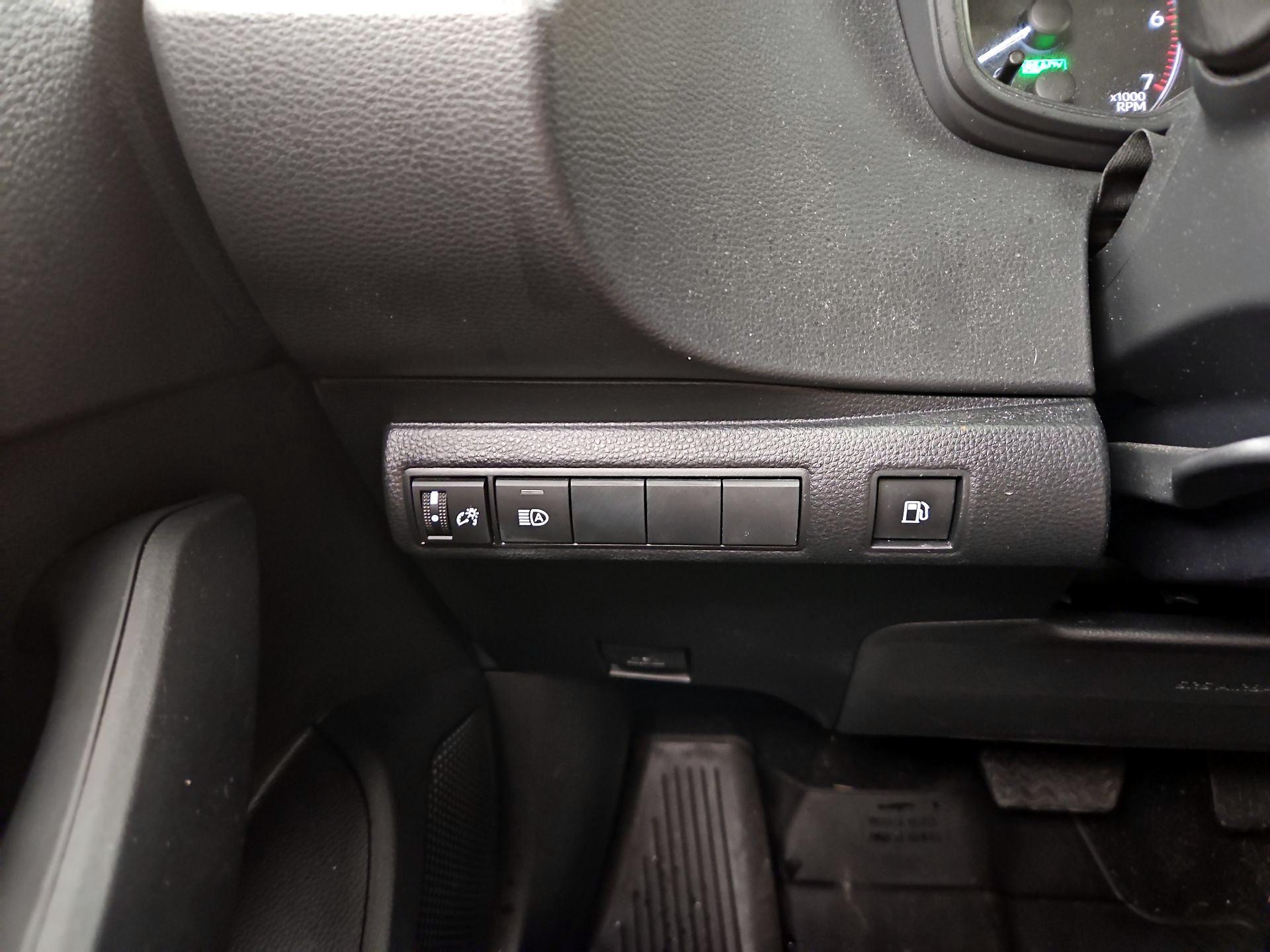 Thumbnail: 2024 Toyota Corolla - 13