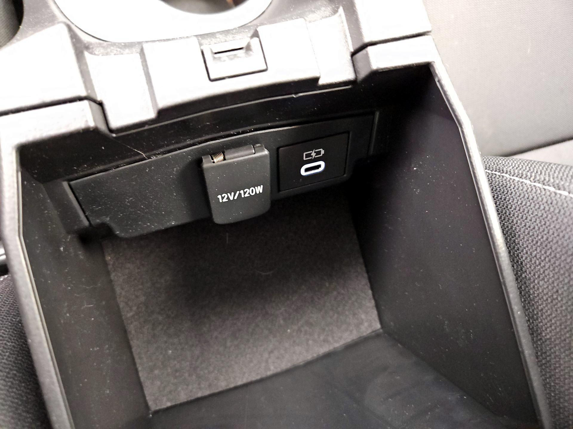 Thumbnail: 2024 Toyota Corolla - 19