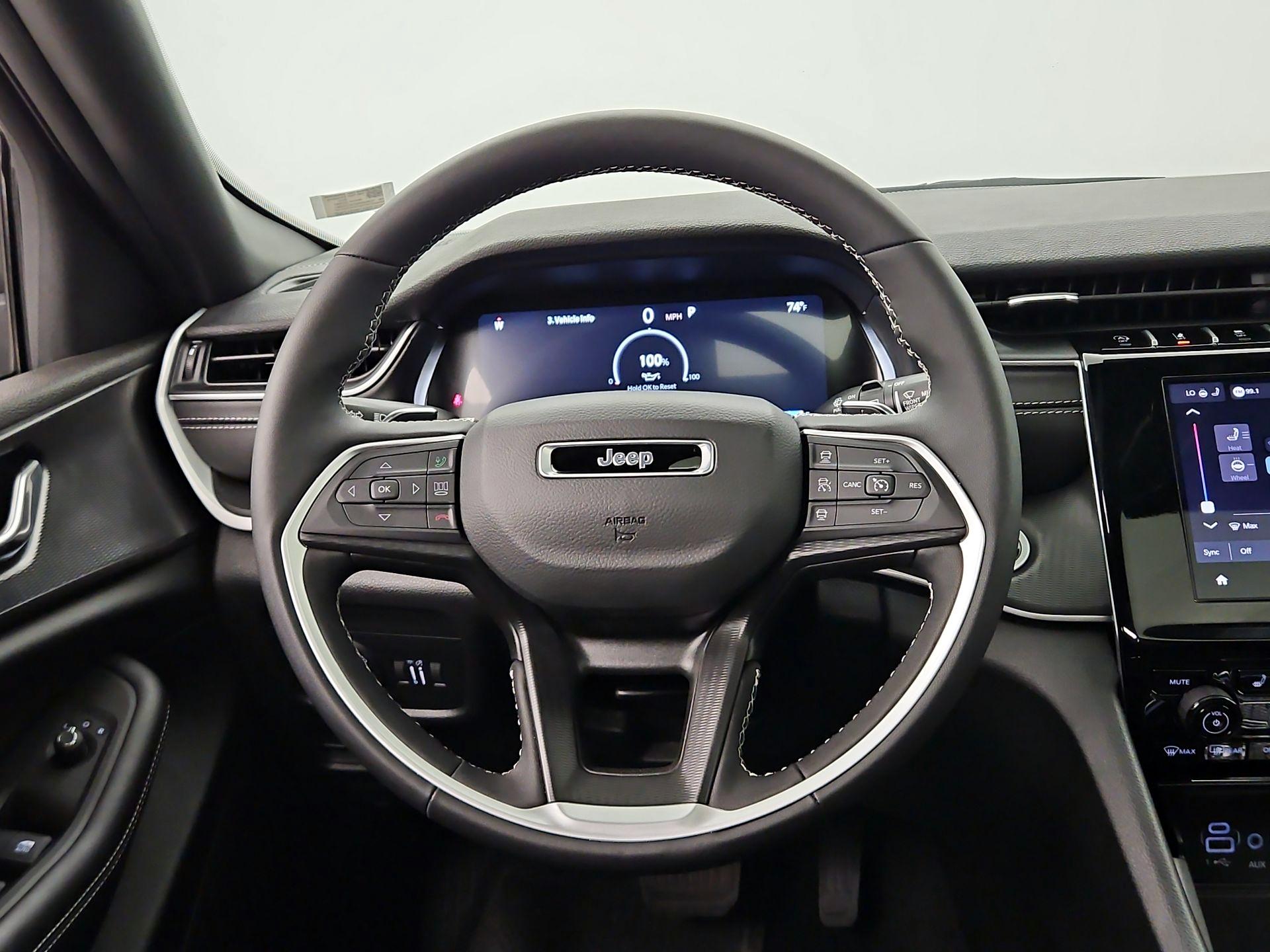 Thumbnail: 2025 Jeep Grand Cherokee - 10