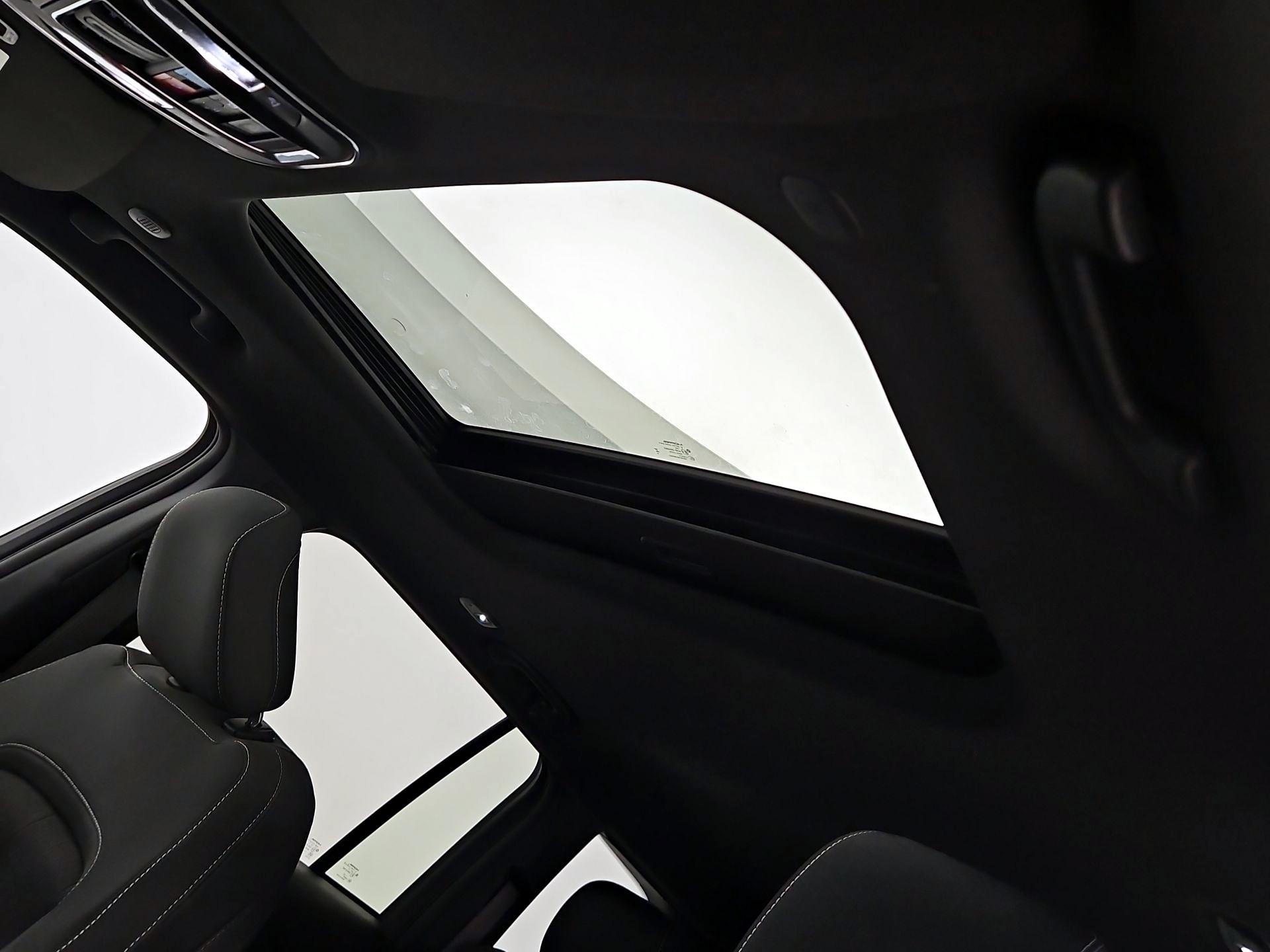 Thumbnail: 2025 Jeep Grand Cherokee - 19