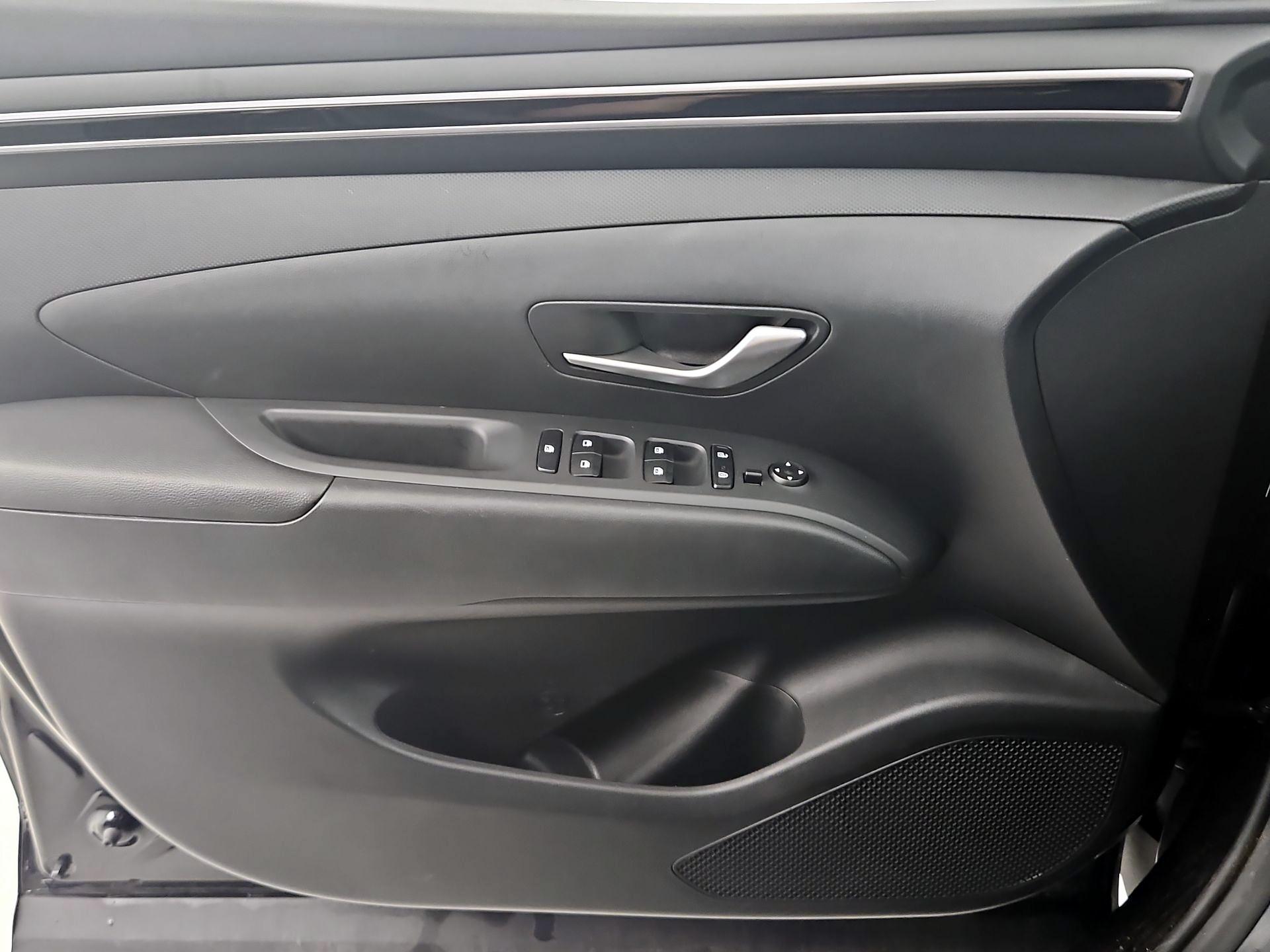 Thumbnail: 2023 Hyundai Santa Cruz - 12