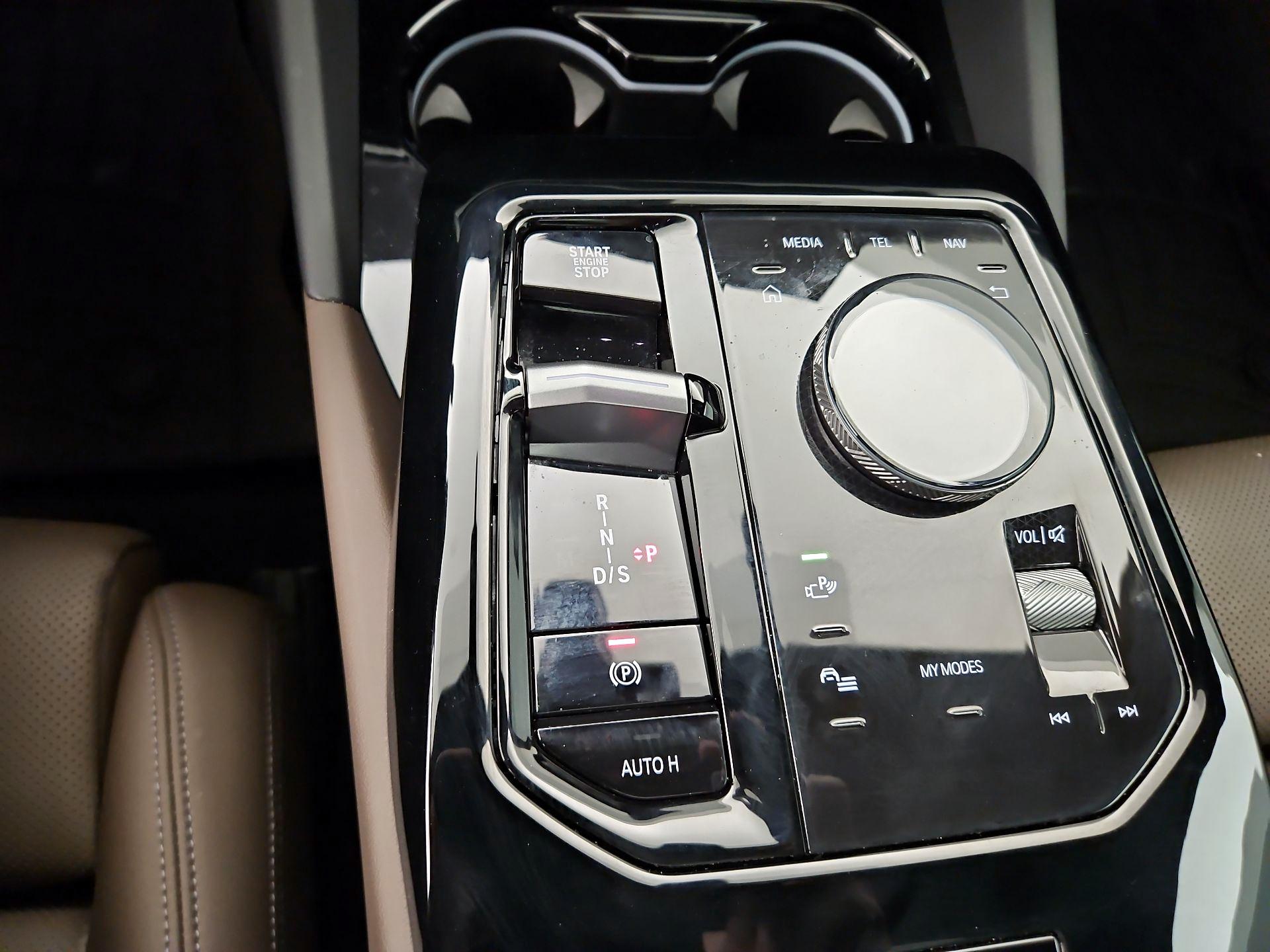 Thumbnail: 2024 BMW 5 Series - 18