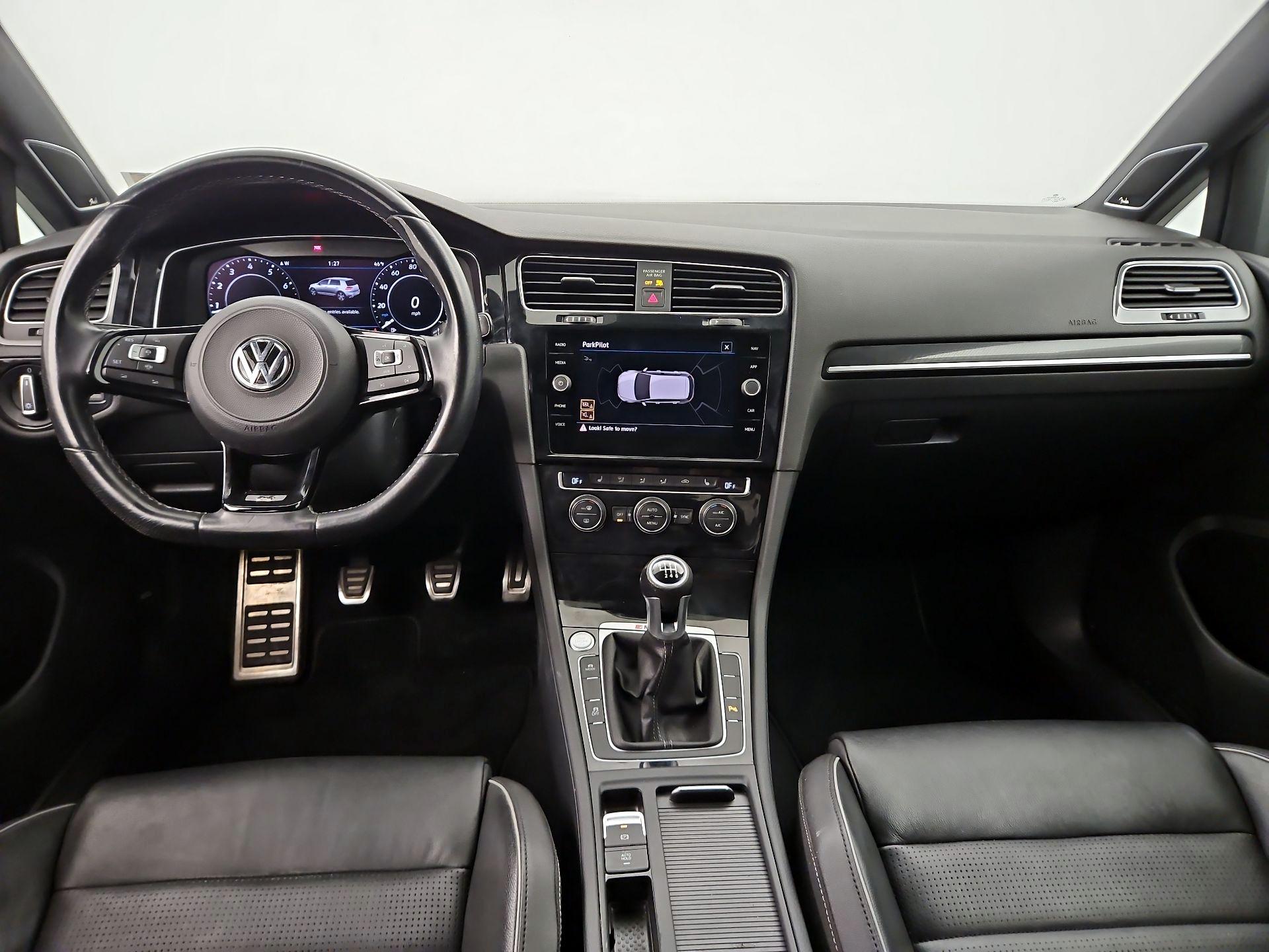 Thumbnail: 2019 Volkswagen Golf - 9