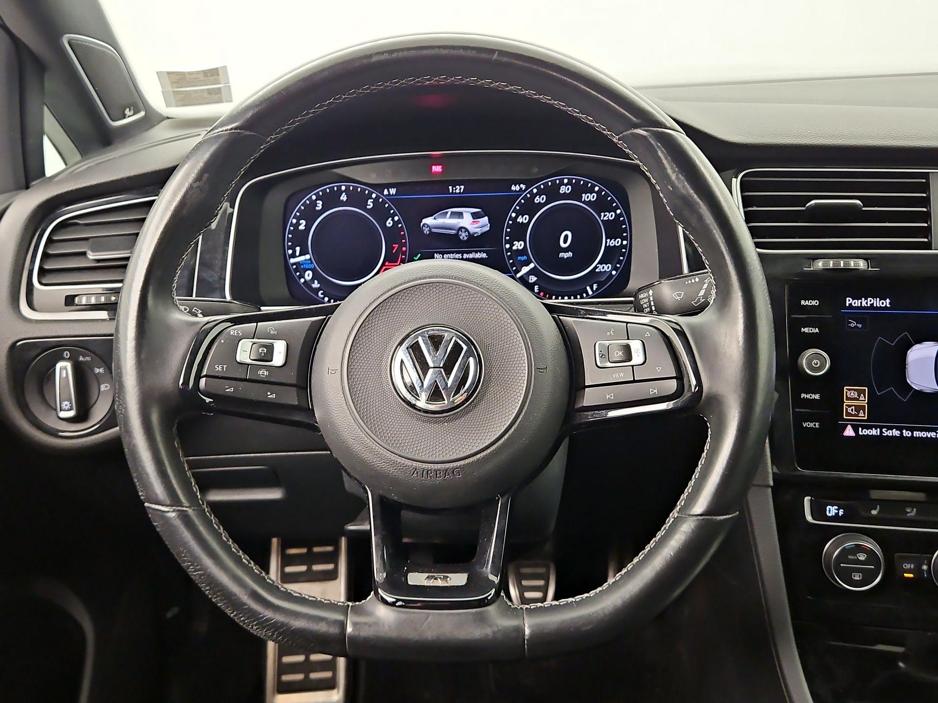 Thumbnail: 2019 Volkswagen Golf - 10