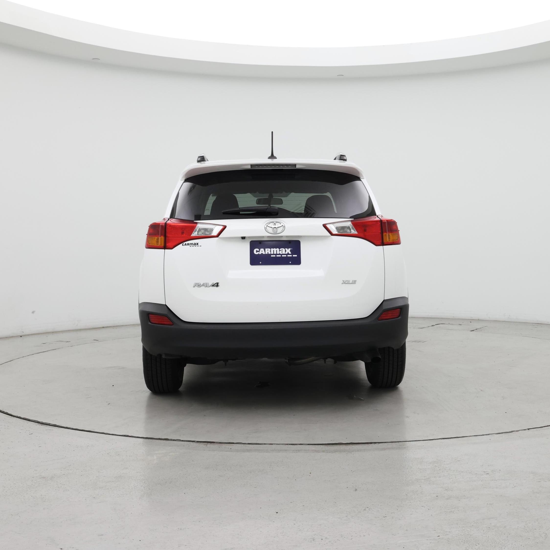 Thumbnail: 2015 Toyota RAV4 - 6