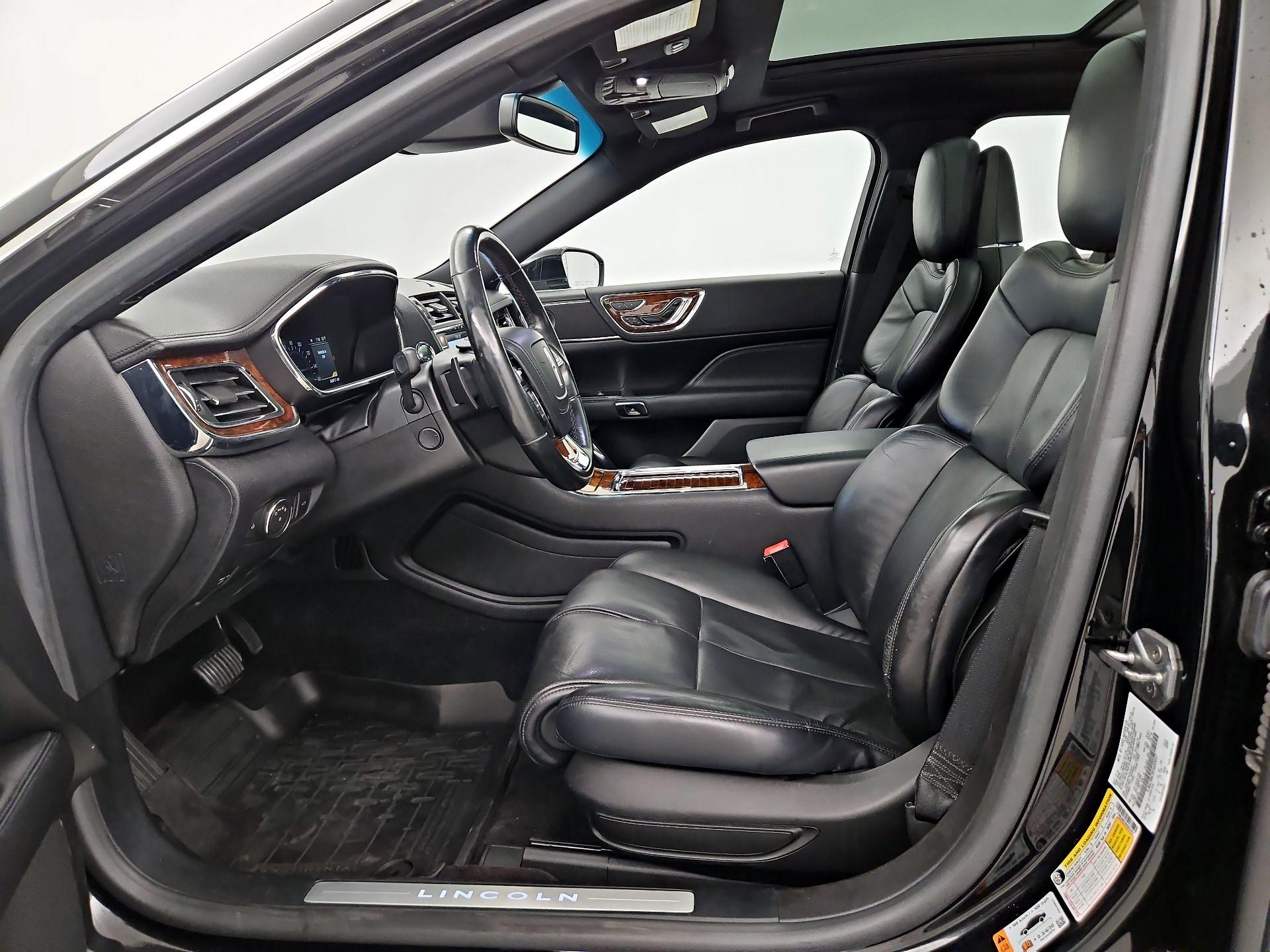 Thumbnail: 2017 Lincoln Continental - 11