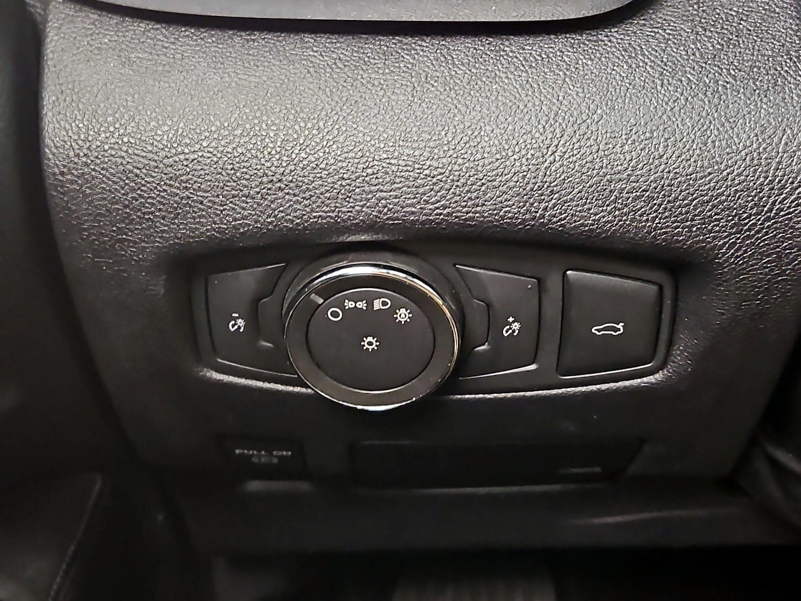 2017 Lincoln Continental Reserve - Photo 14