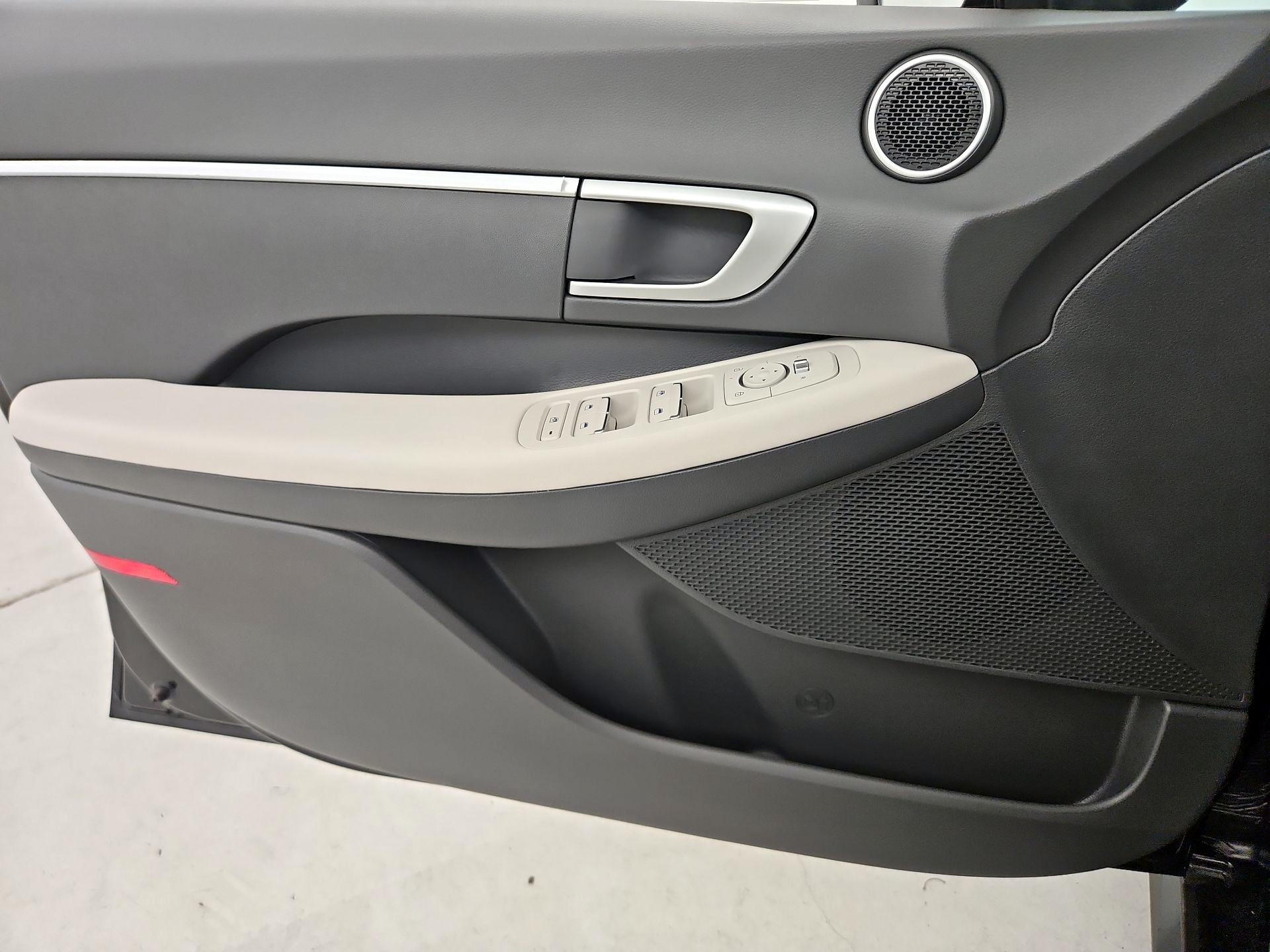 Thumbnail: 2025 Hyundai Sonata - 12