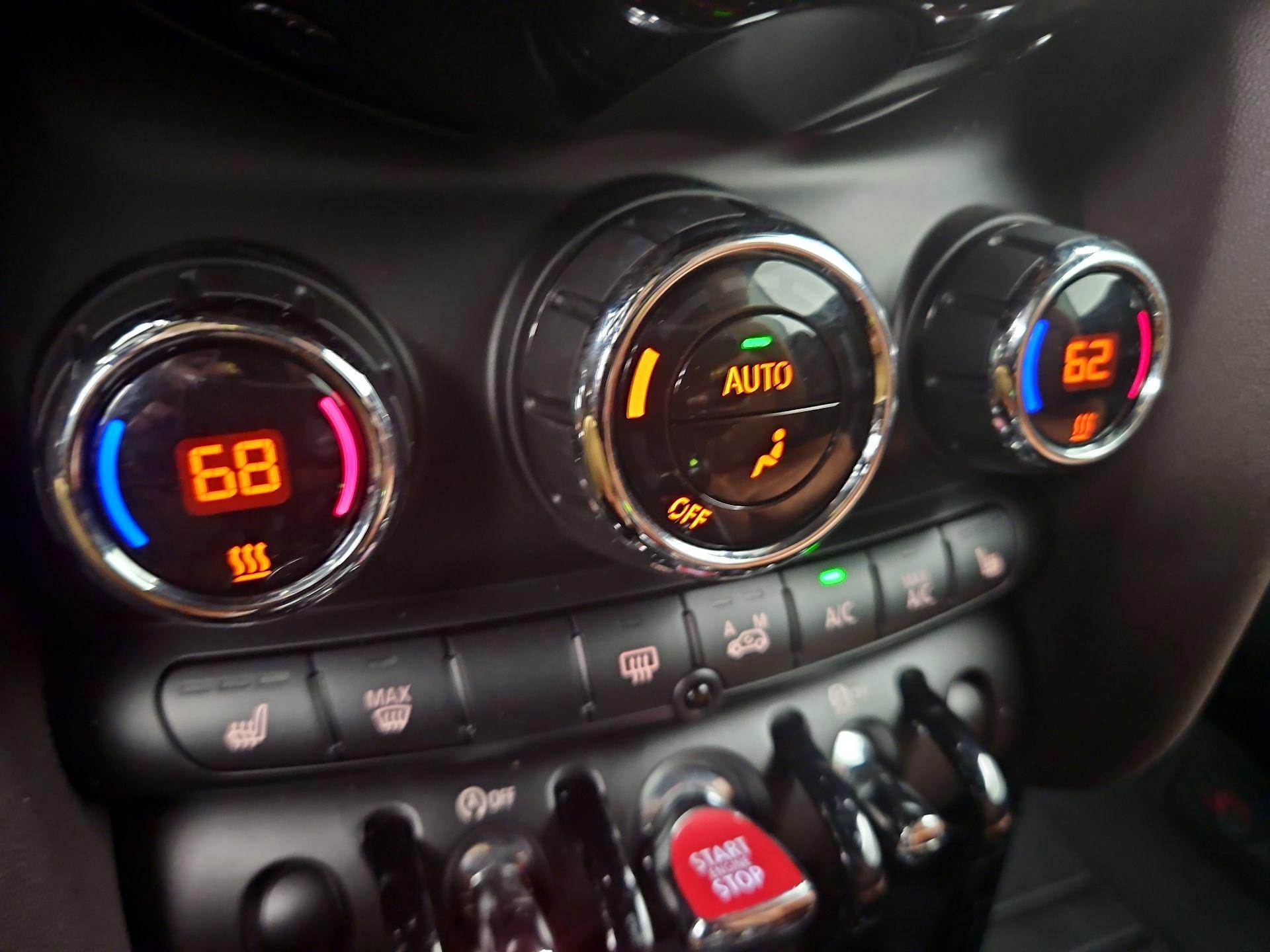 Thumbnail: 2017 MINI Cooper - 17