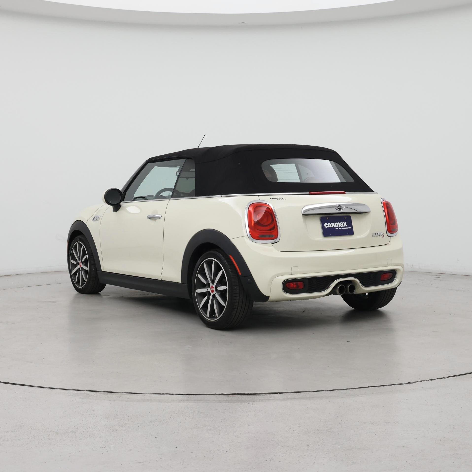Thumbnail: 2017 MINI Cooper - 2