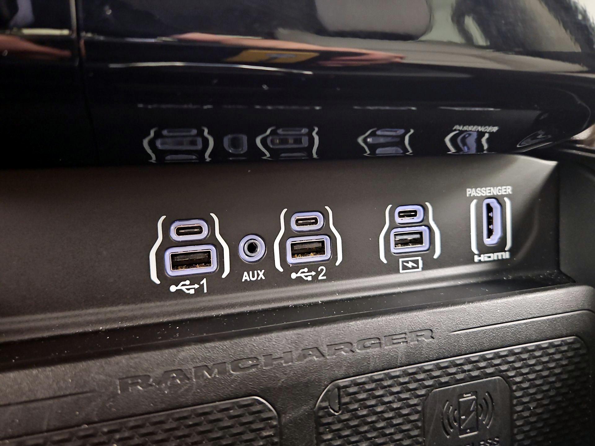 Thumbnail: 2025 RAM 1500 - 19