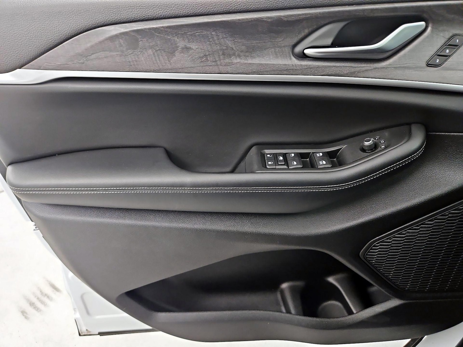 2025 Jeep Grand Cherokee Limited - Photo 13