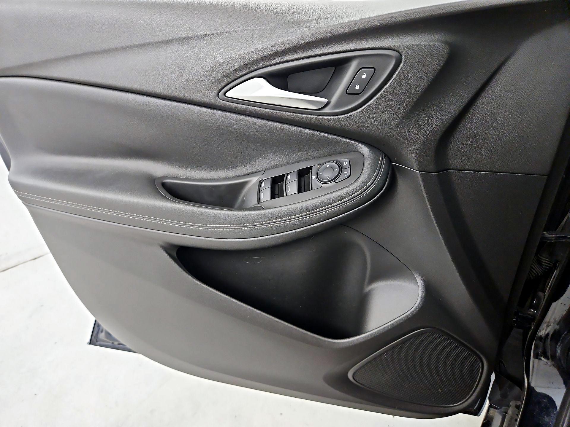 Thumbnail: 2020 Buick Encore GX - 12