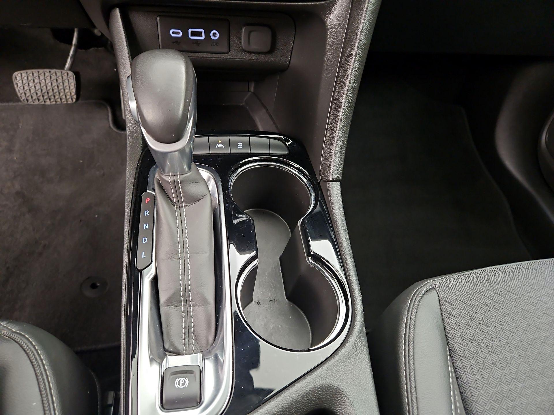 Thumbnail: 2020 Buick Encore GX - 17