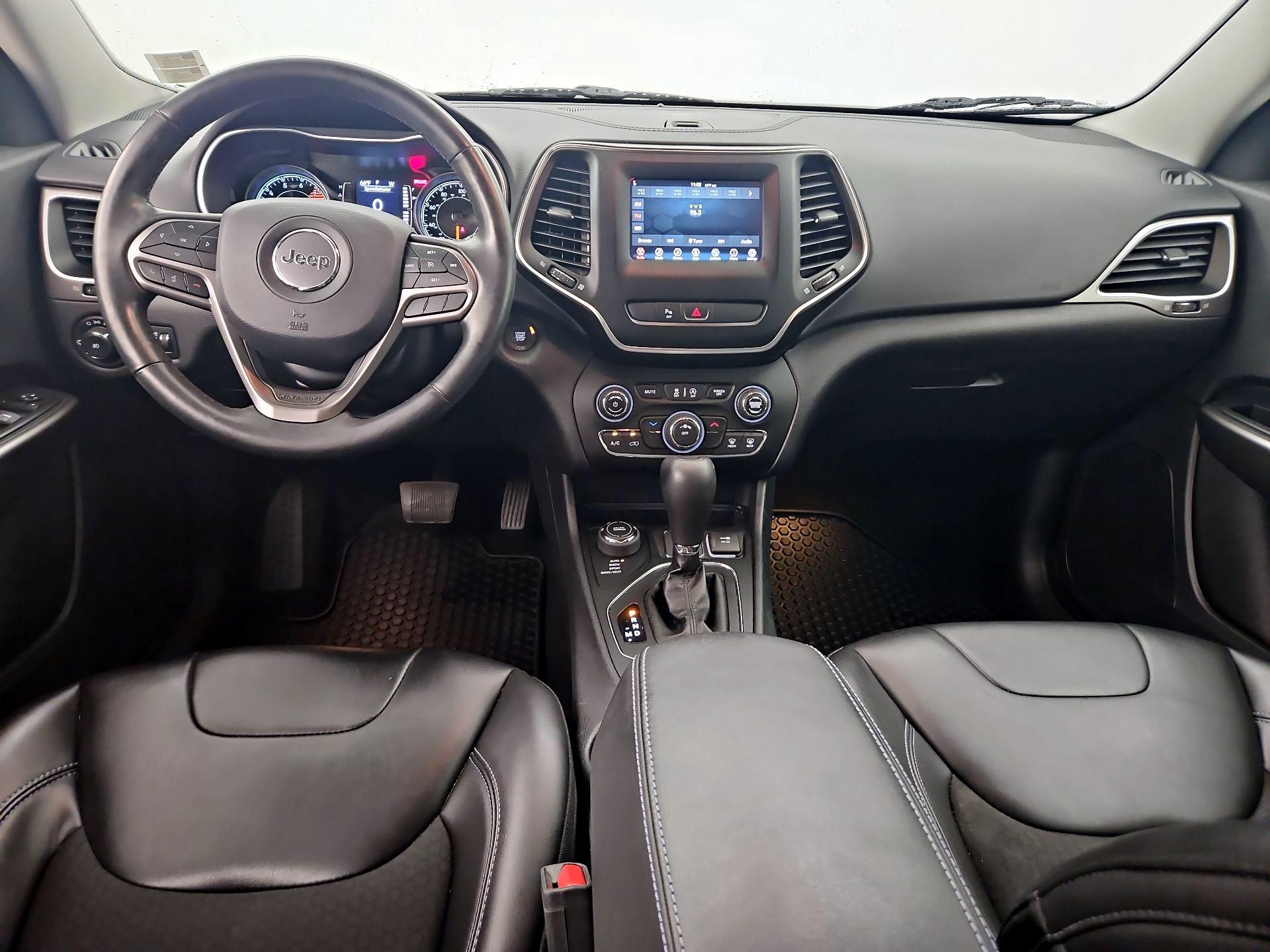 Thumbnail: 2020 Jeep Cherokee - 9