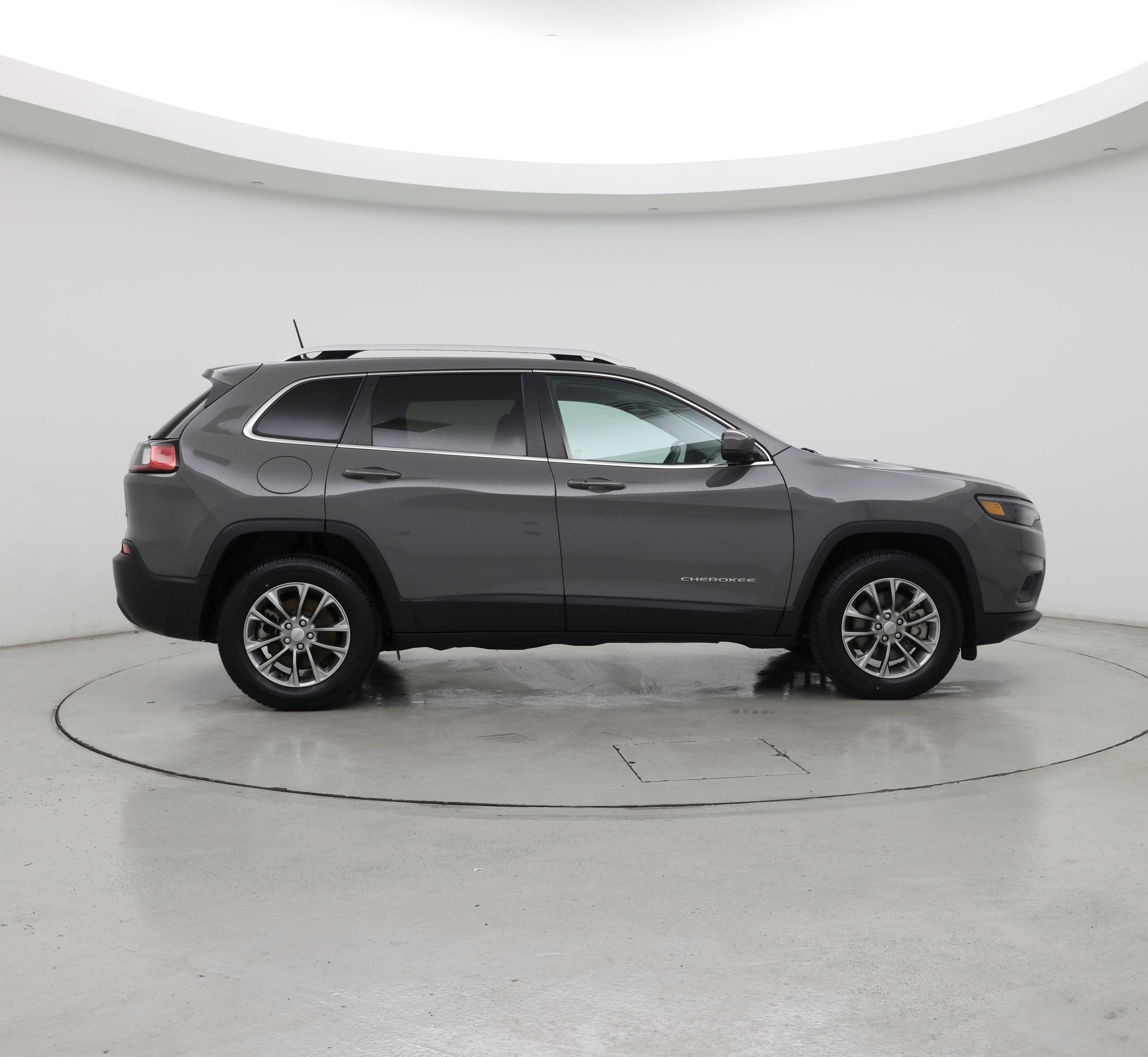 Thumbnail: 2020 Jeep Cherokee - 7
