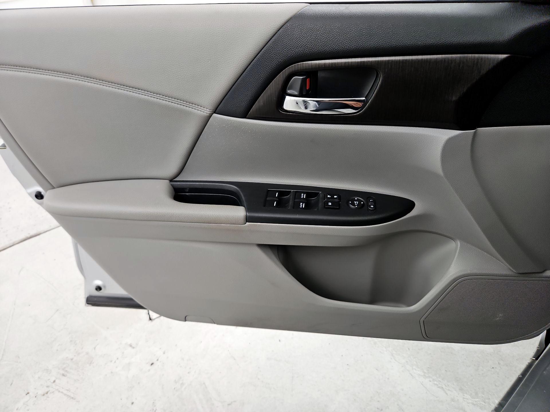 Thumbnail: 2014 Honda Accord - 12