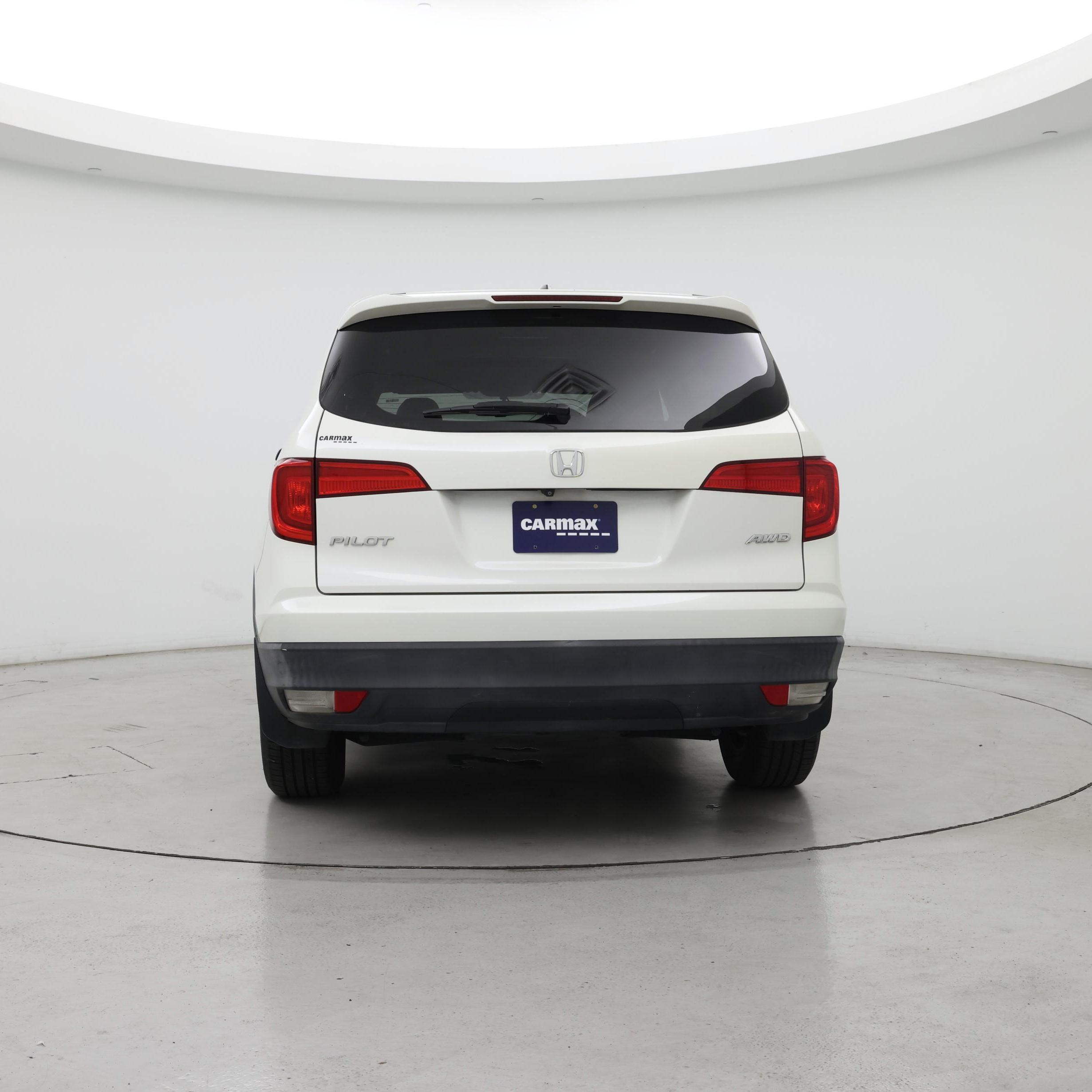 Thumbnail: 2017 Honda Pilot - 6