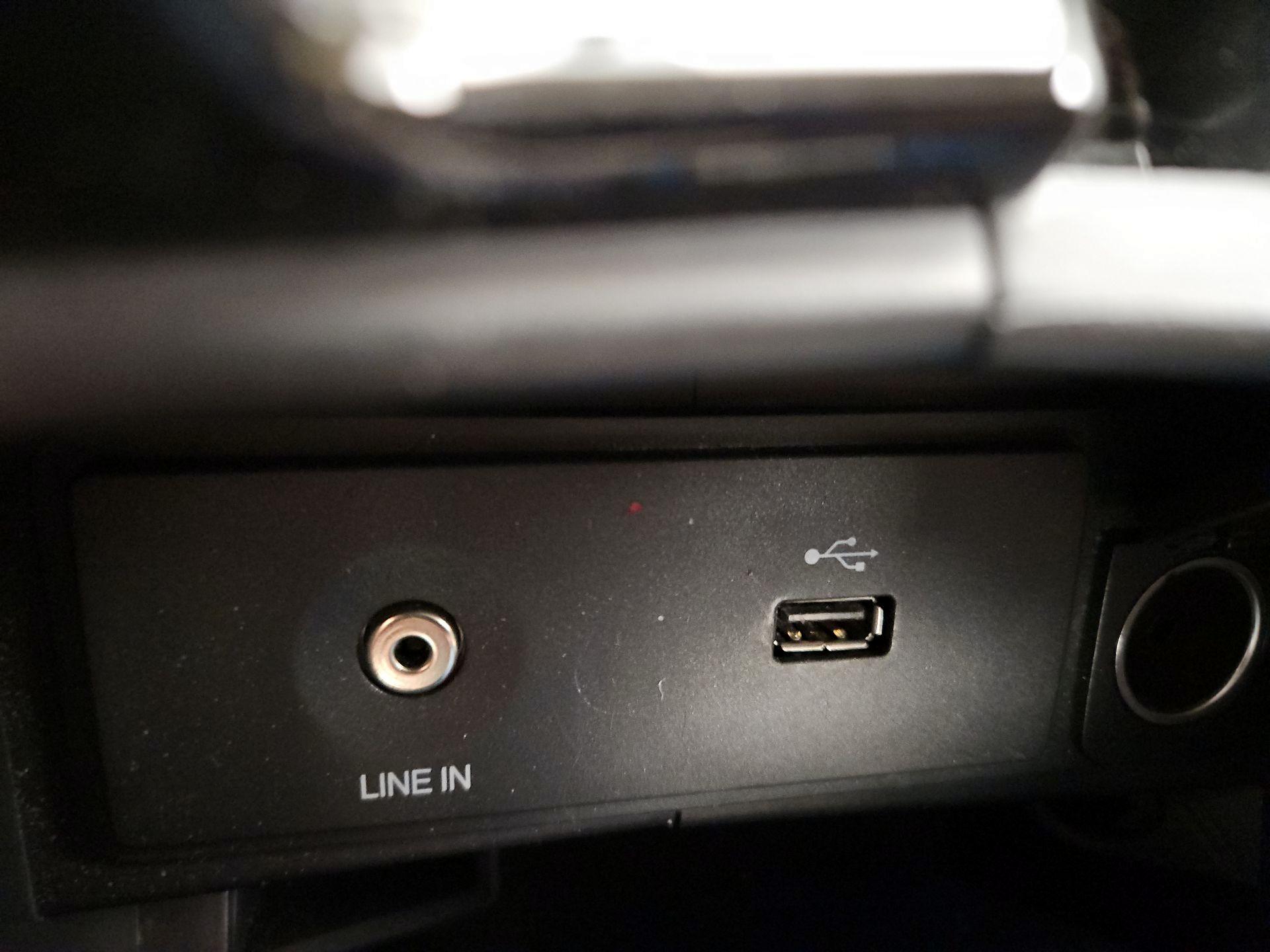 Thumbnail: 2014 Ford Fusion - 17