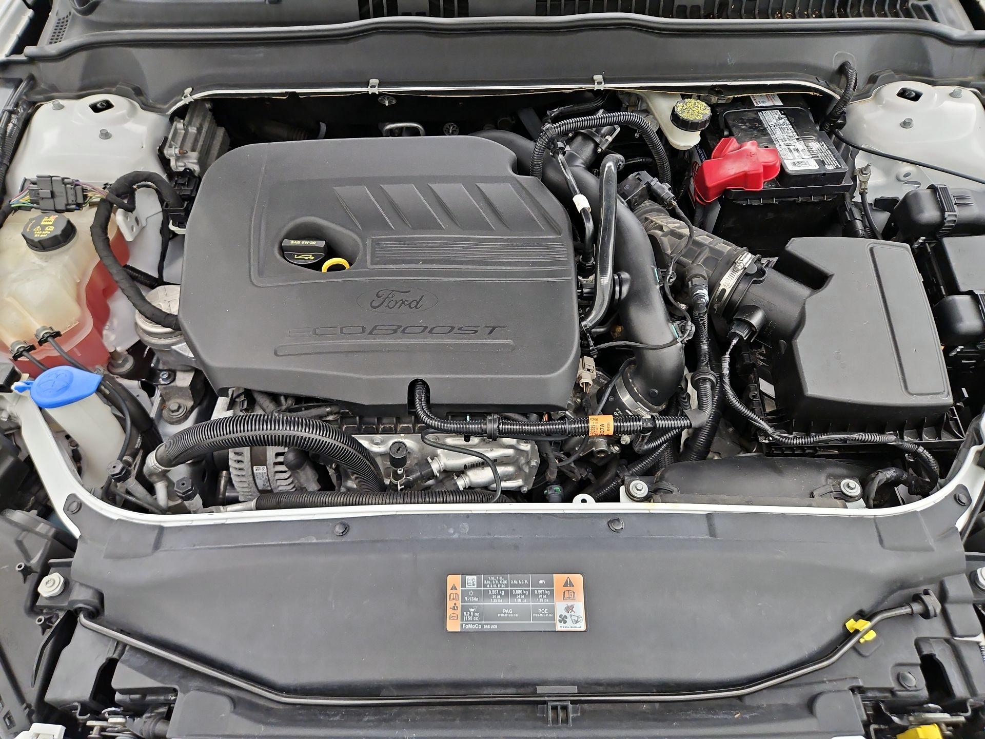 Thumbnail: 2014 Ford Fusion - 20