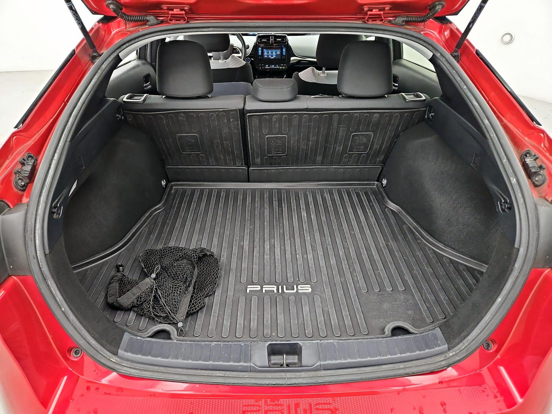 Thumbnail: 2017 Toyota Prius - 20