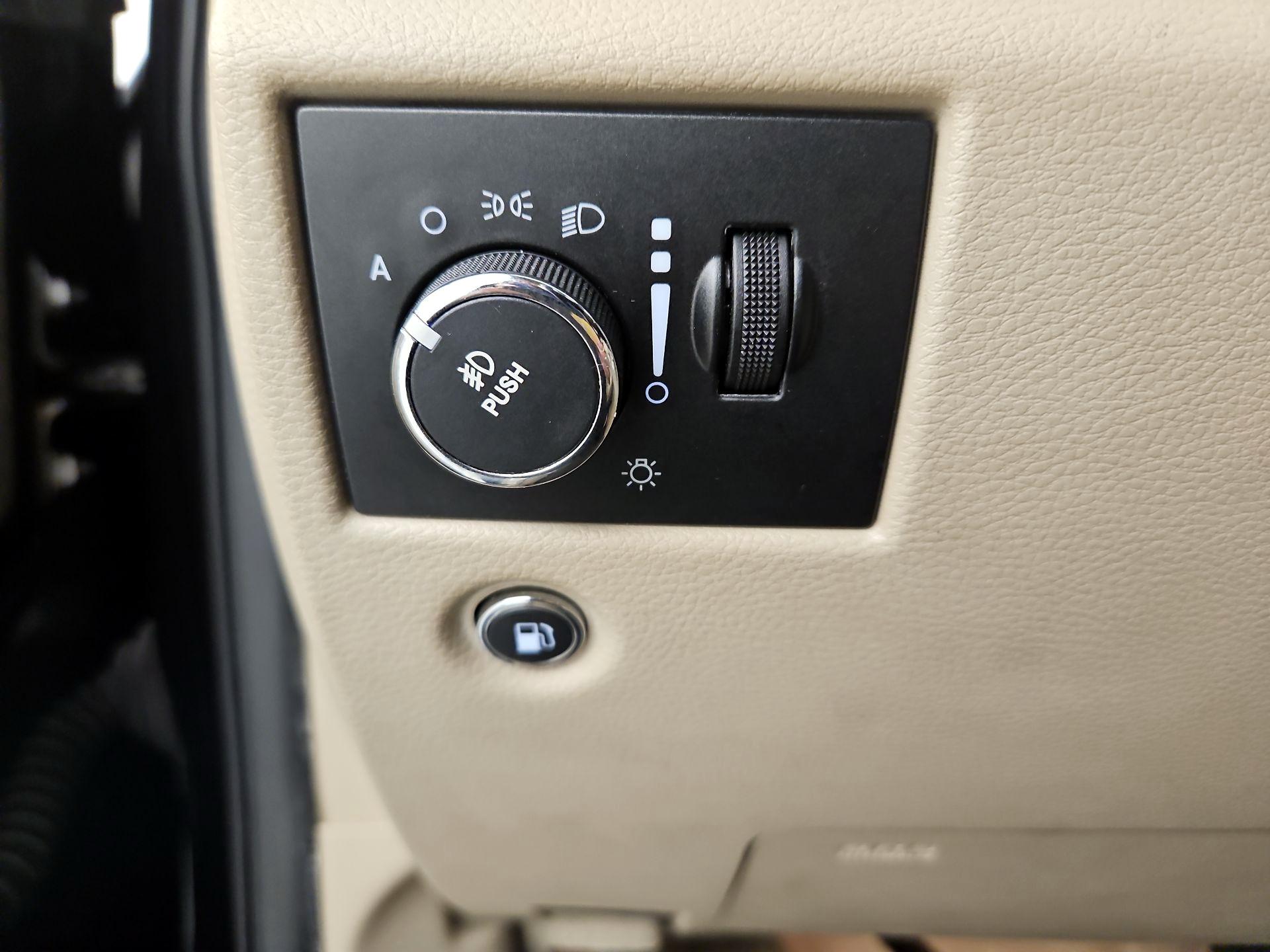 Thumbnail: 2014 Jeep Grand Cherokee - 13
