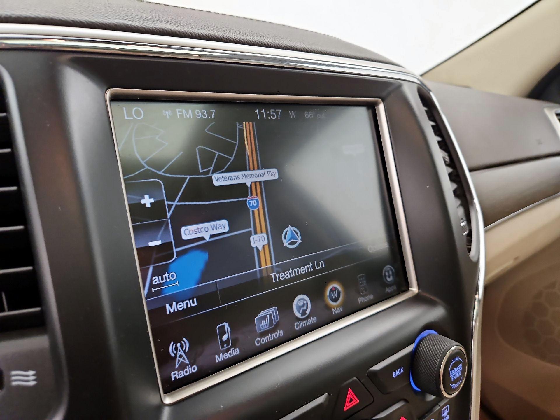 Thumbnail: 2014 Jeep Grand Cherokee - 14
