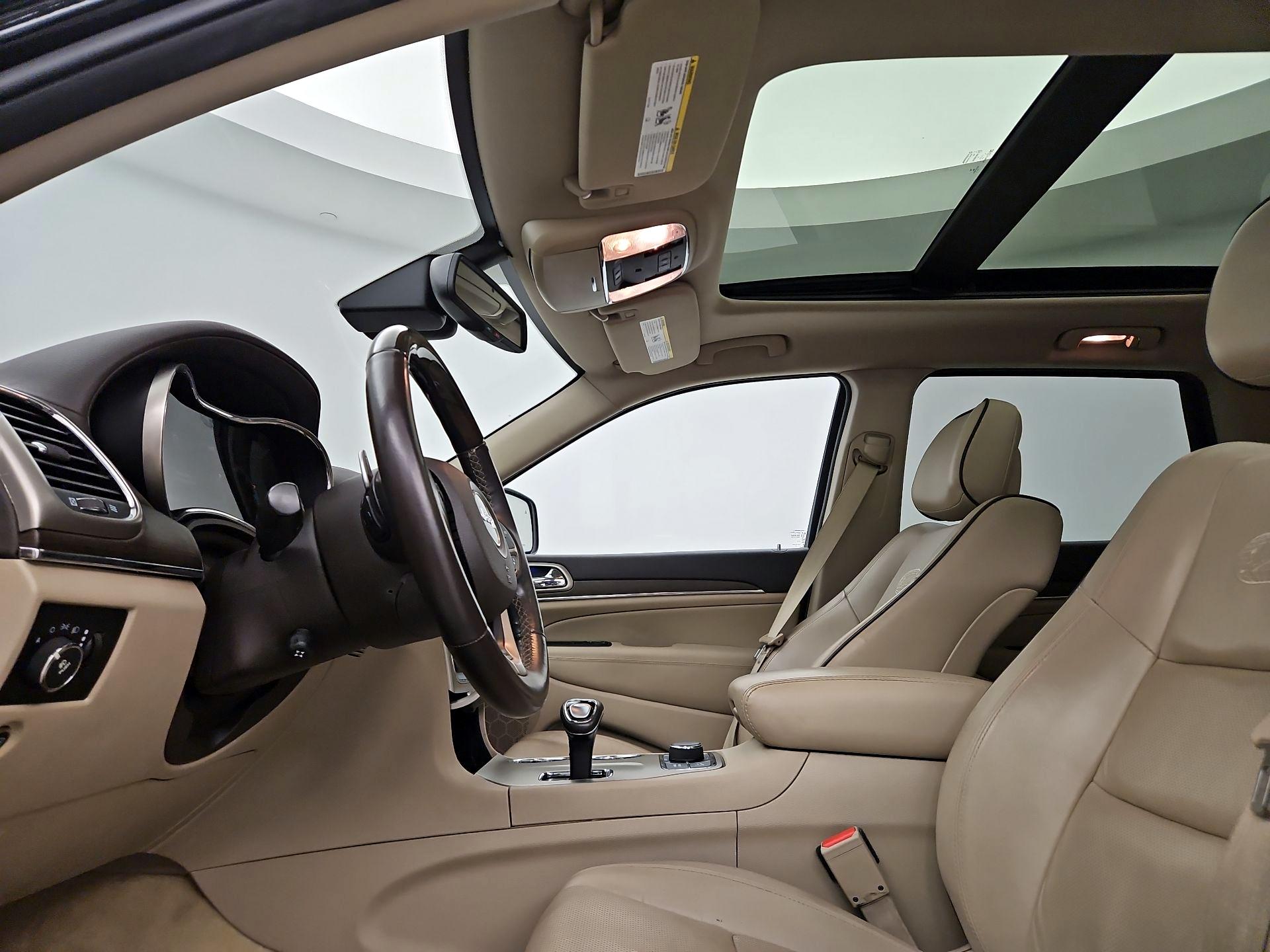 Thumbnail: 2014 Jeep Grand Cherokee - 20