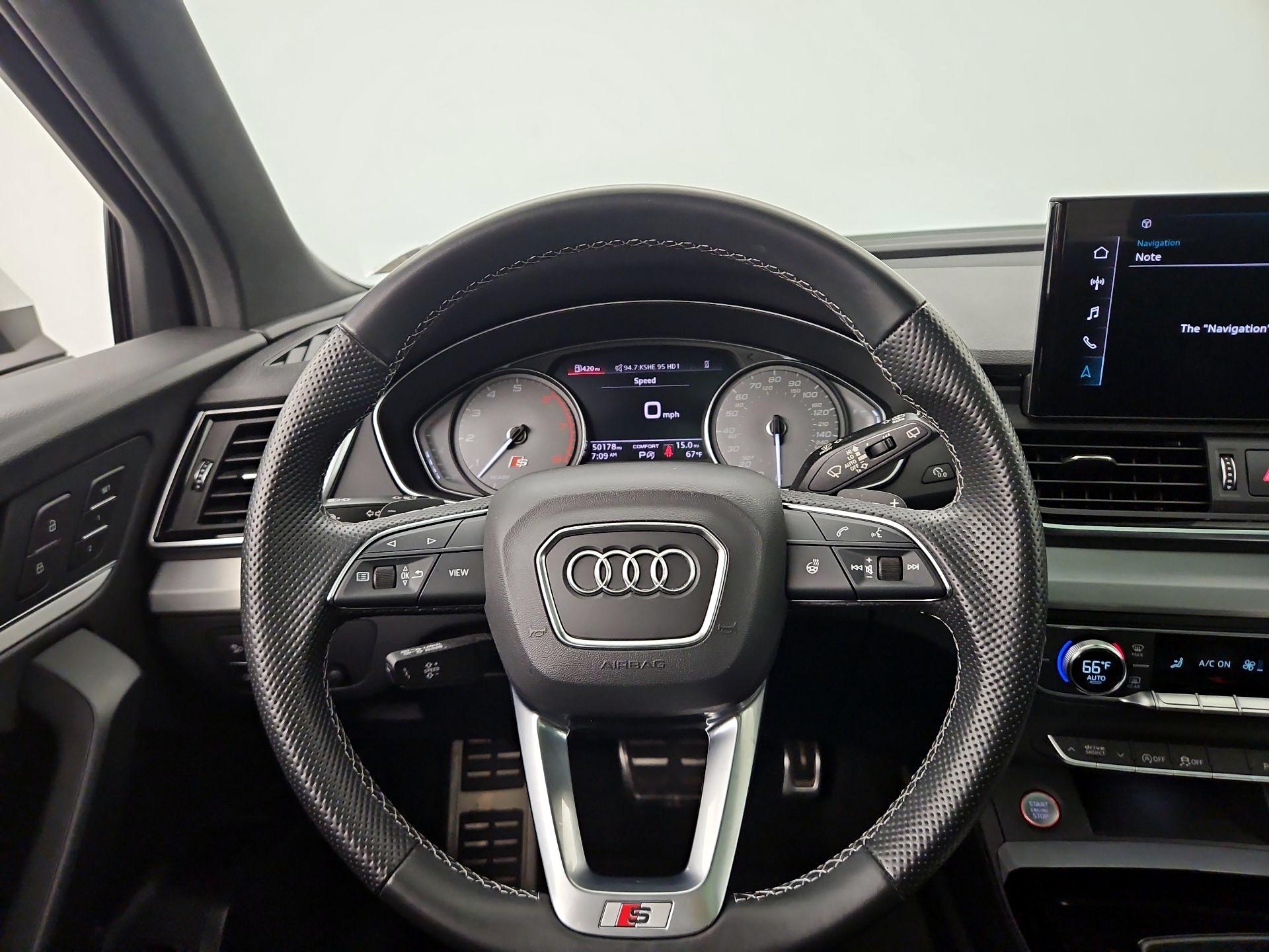 Thumbnail: 2021 Audi SQ5 - 10