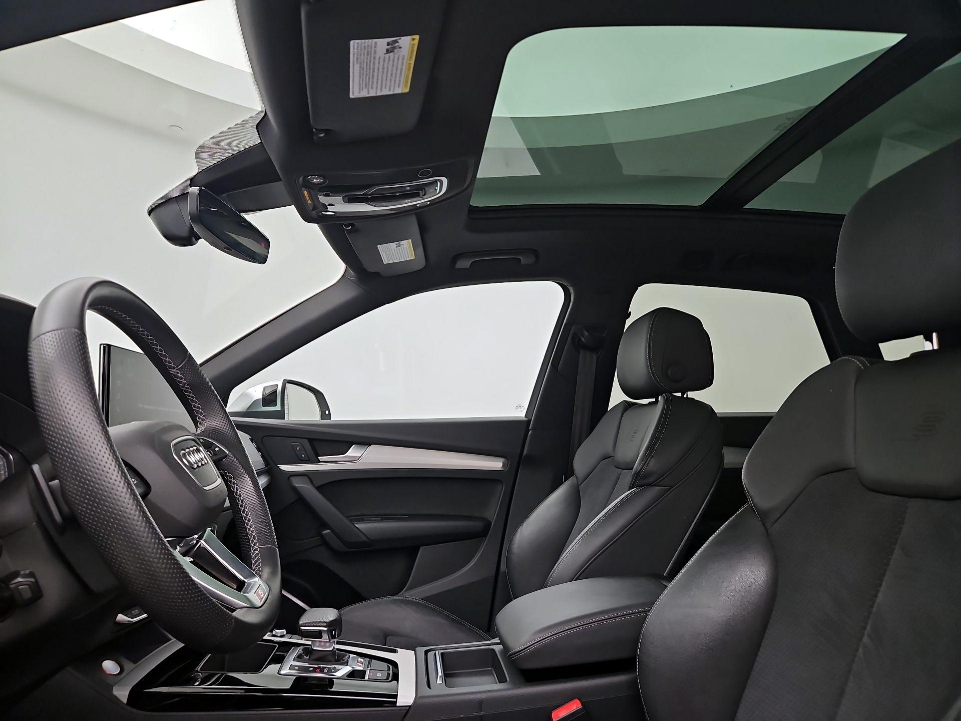Thumbnail: 2021 Audi SQ5 - 19