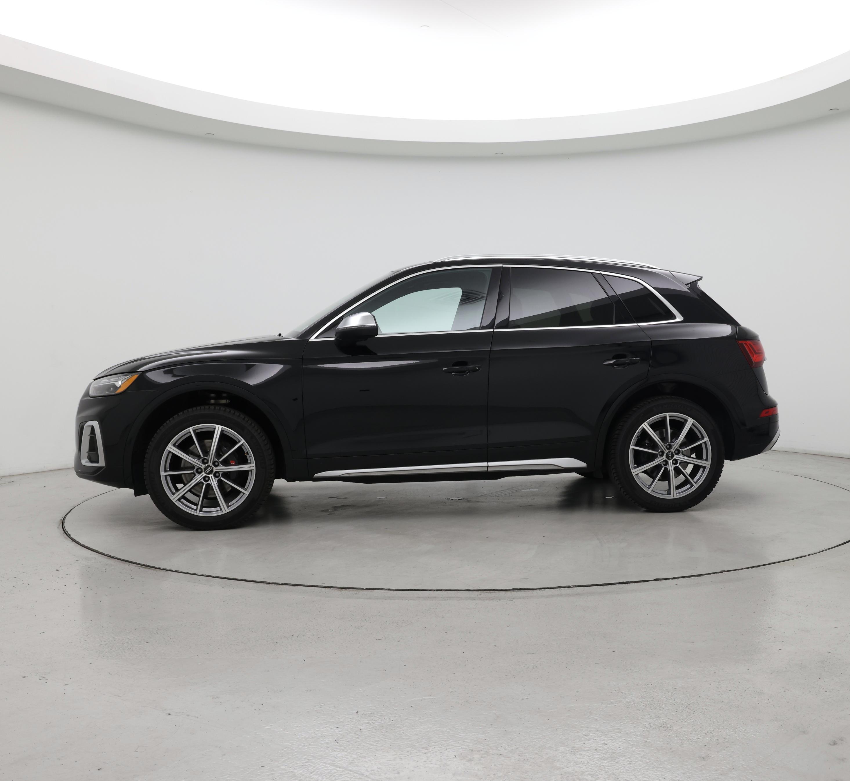 Thumbnail: 2021 Audi SQ5 - 3