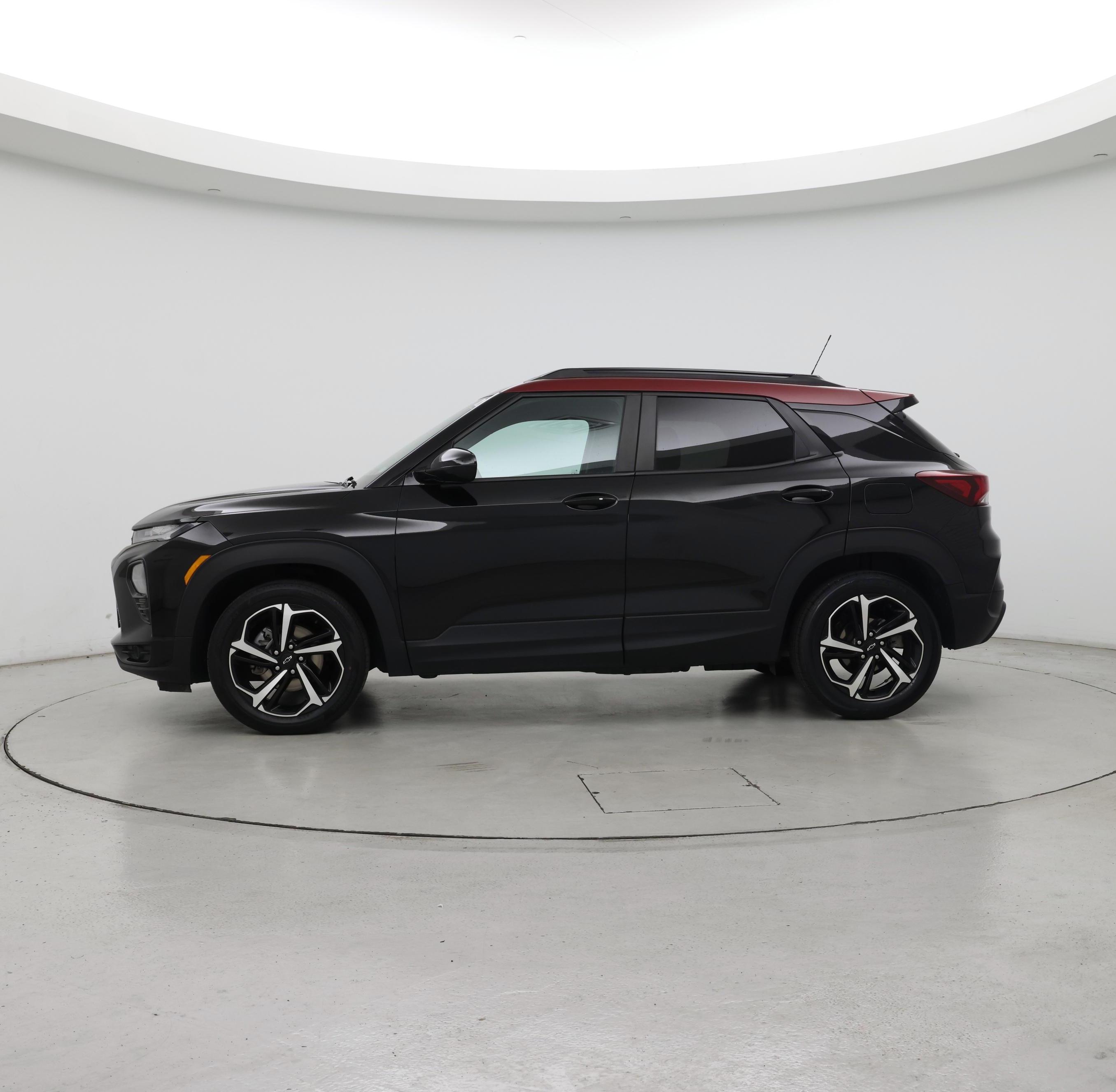 Thumbnail: 2022 Chevrolet TrailBlazer - 3