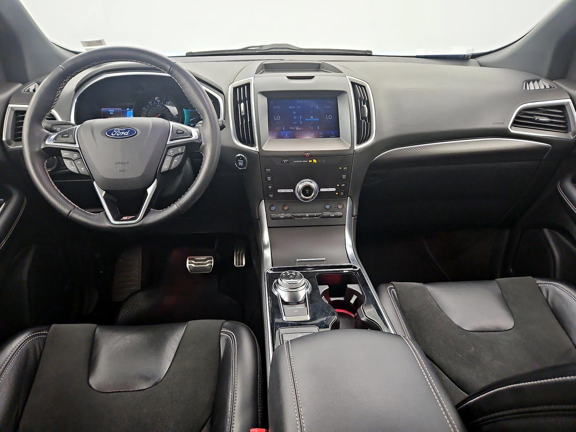 Thumbnail: 2020 Ford Edge - 9