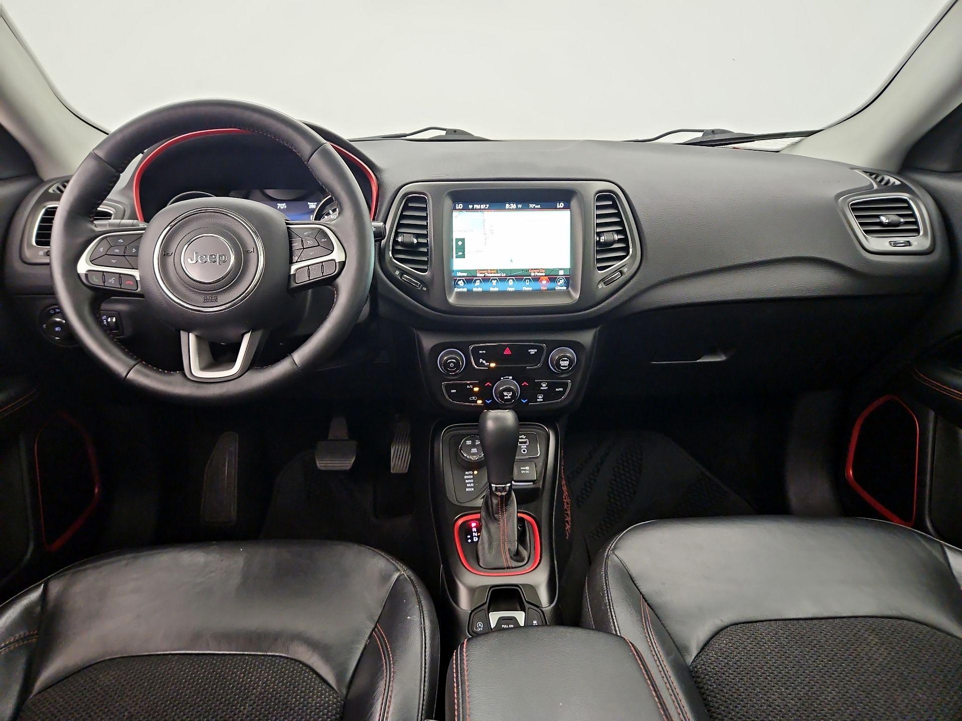 Thumbnail: 2017 Jeep Compass - 9