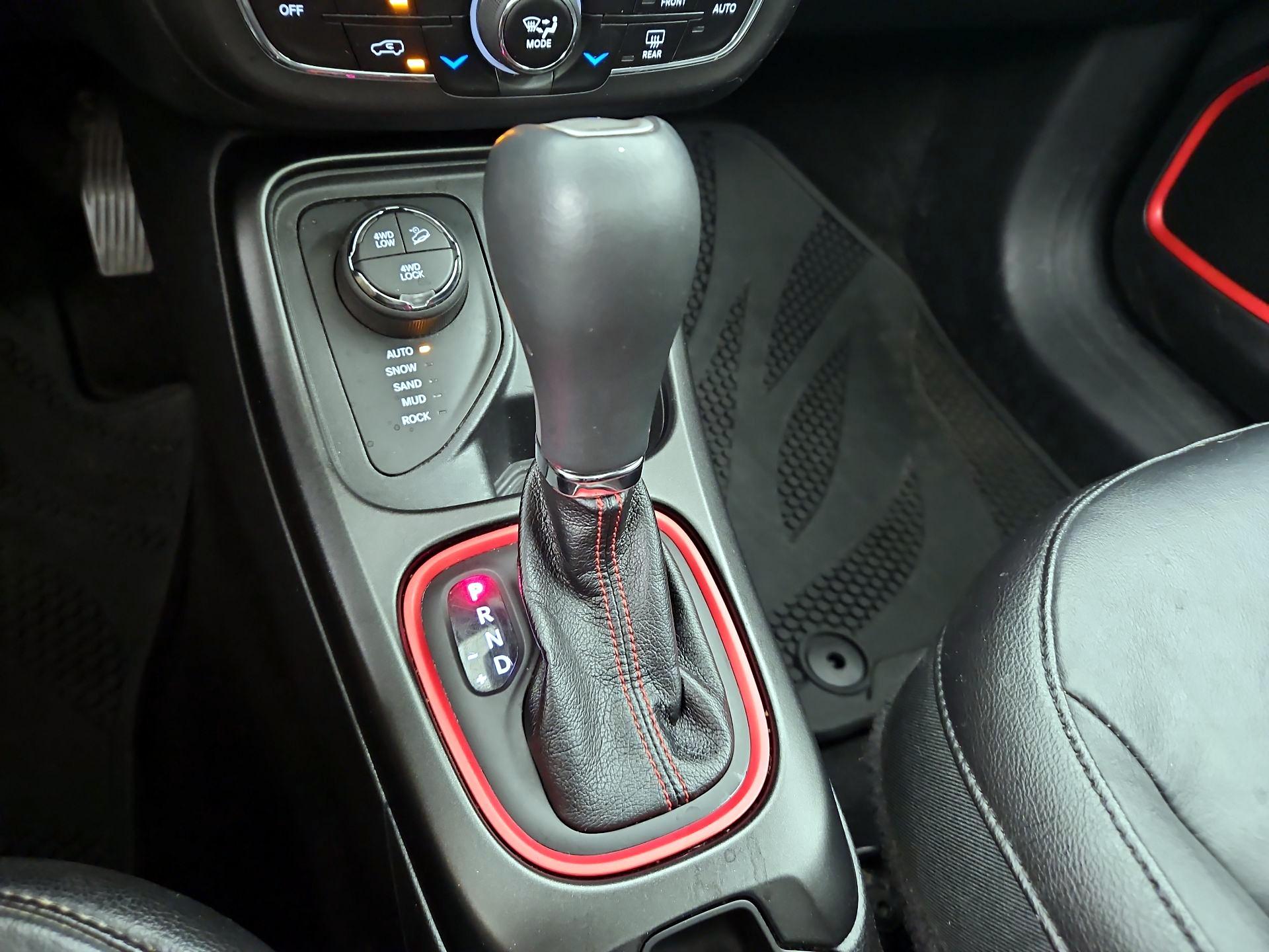 Thumbnail: 2017 Jeep Compass - 18