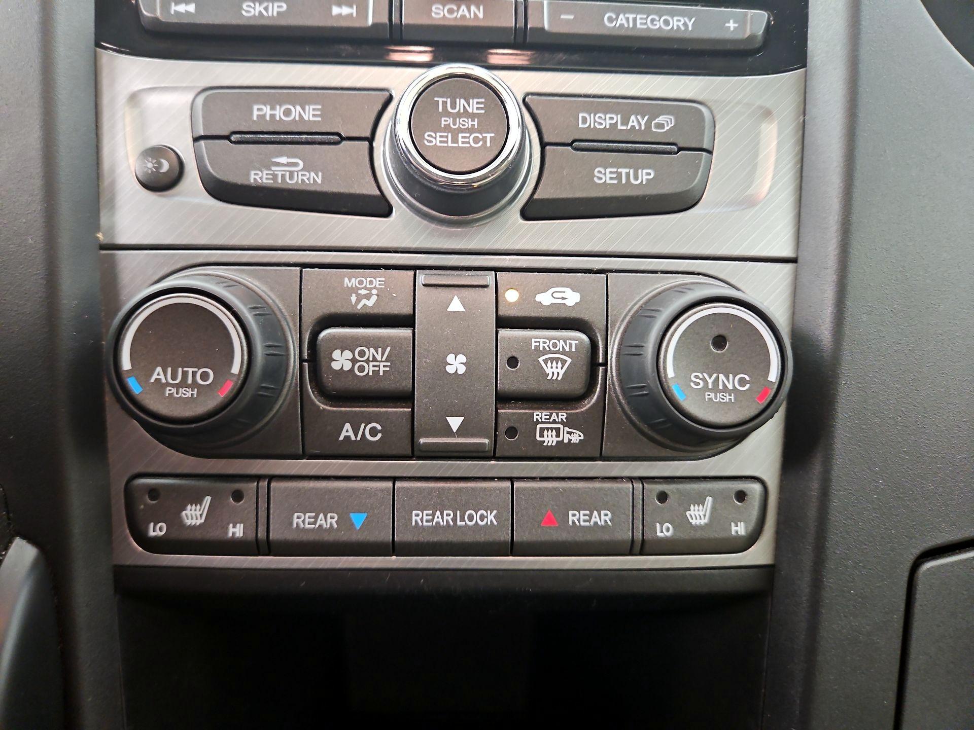 Thumbnail: 2014 Honda Pilot - 16