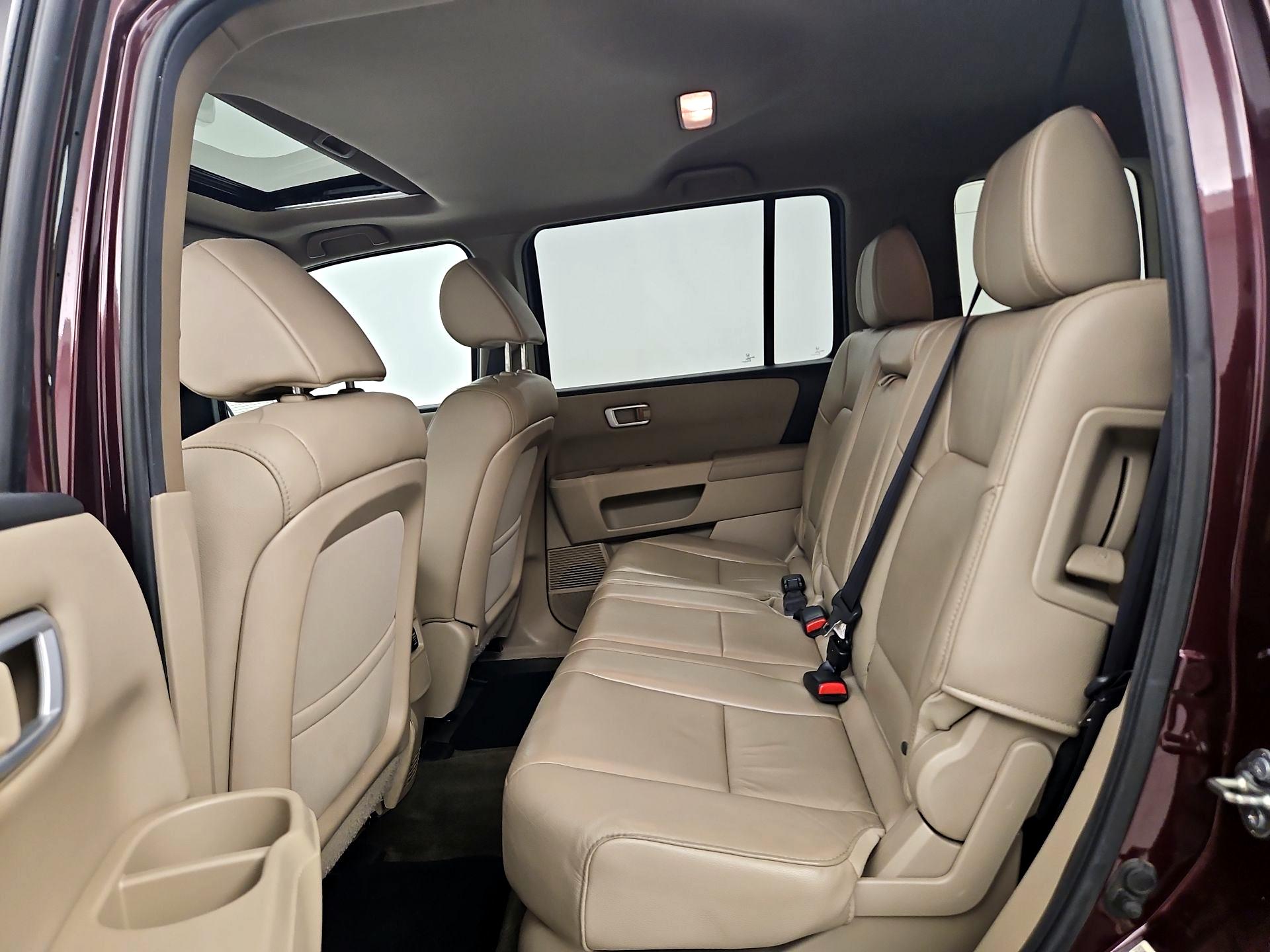 Thumbnail: 2014 Honda Pilot - 20