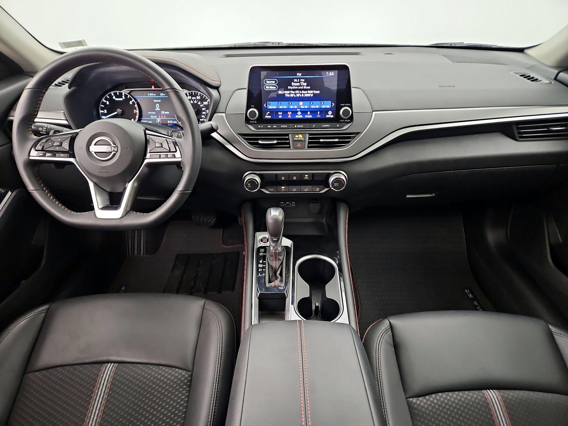 Thumbnail: 2023 Nissan Altima - 9