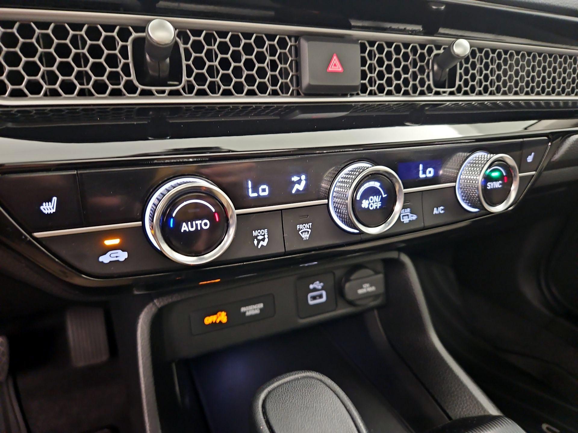 Thumbnail: 2024 Honda Civic - 16