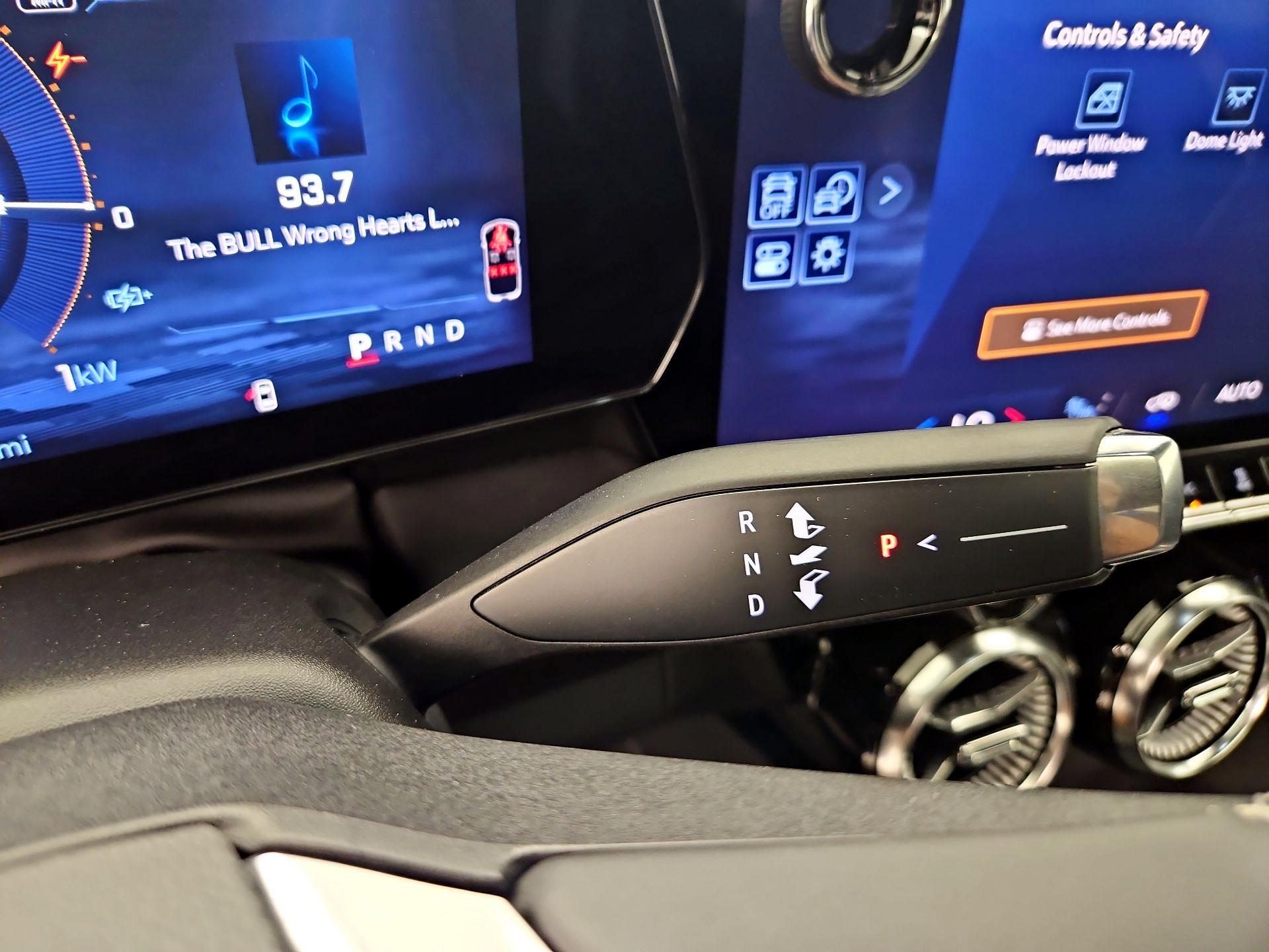Thumbnail: 2024 Chevrolet Blazer EV - 17