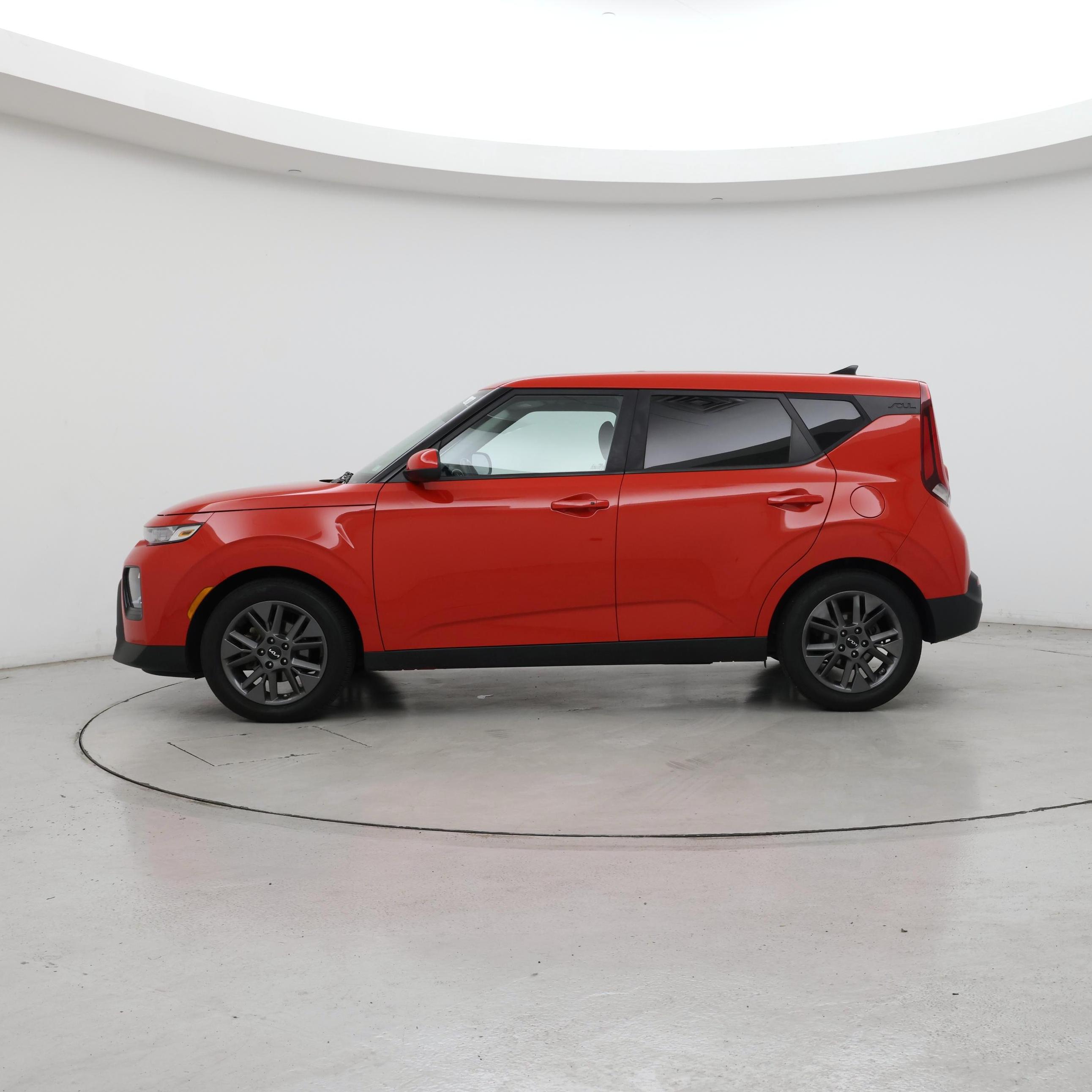 Thumbnail: 2022 Kia Soul - 3