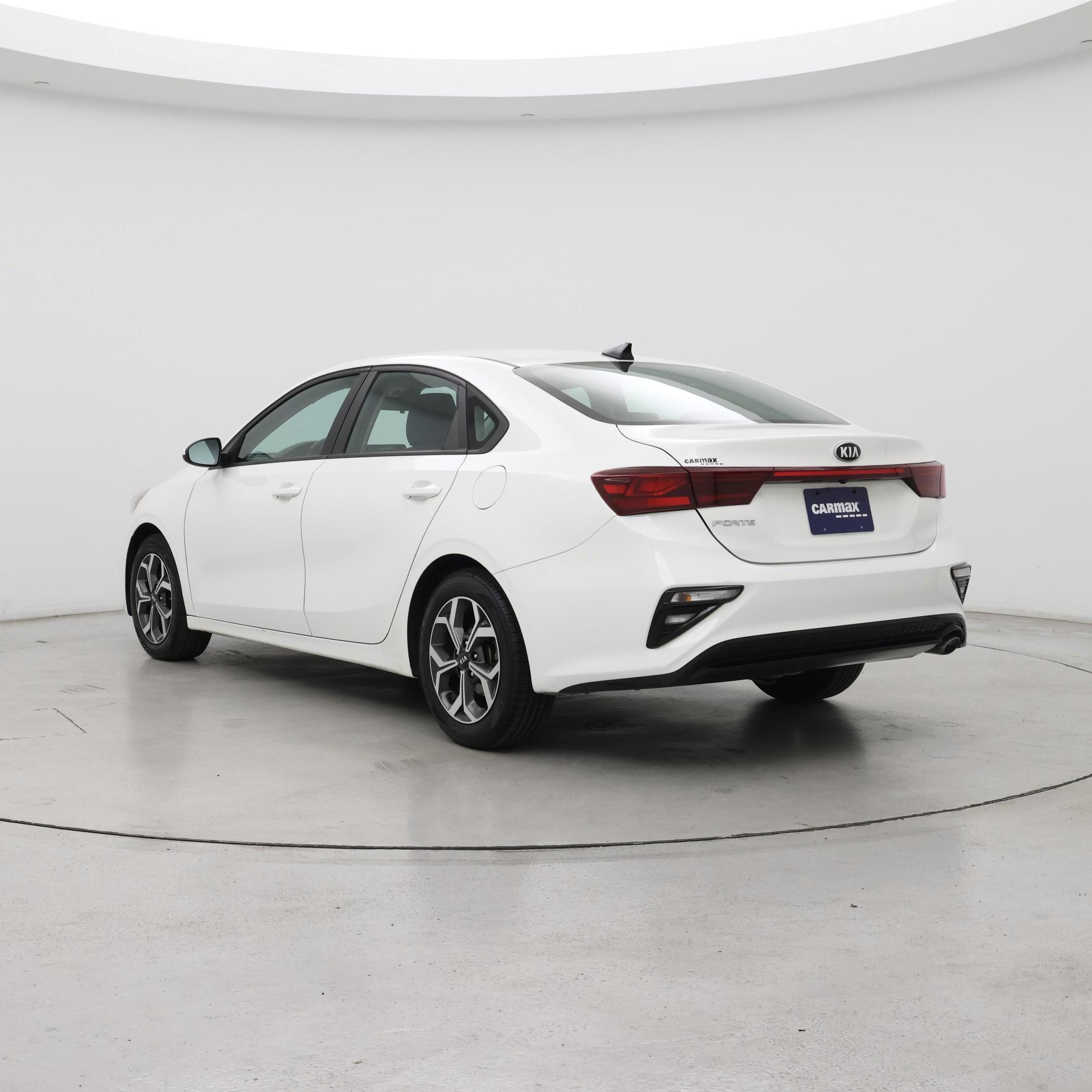 Thumbnail: 2021 Kia Forte - 2